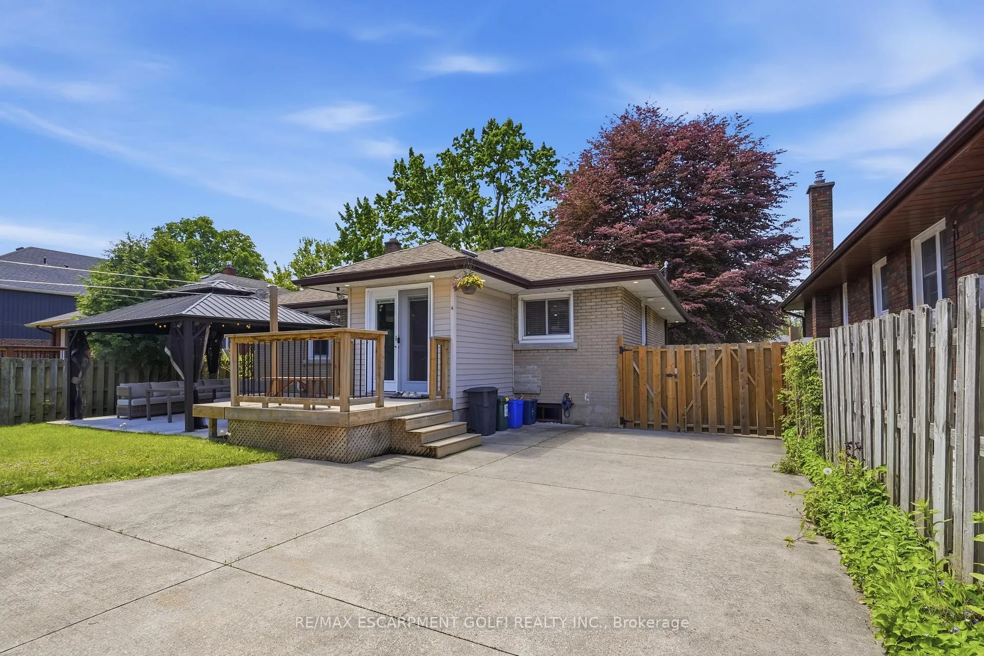 Photo 39 of 6902 Dell Avenue, Niagara Falls, Arad/Fallsview — HOMEH