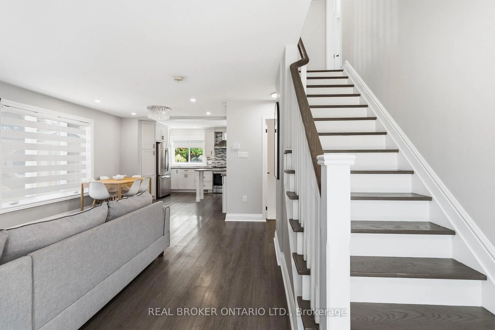 Photo 5 of 5048 Haswell Lane, Burlington, Orchard — HOMEH