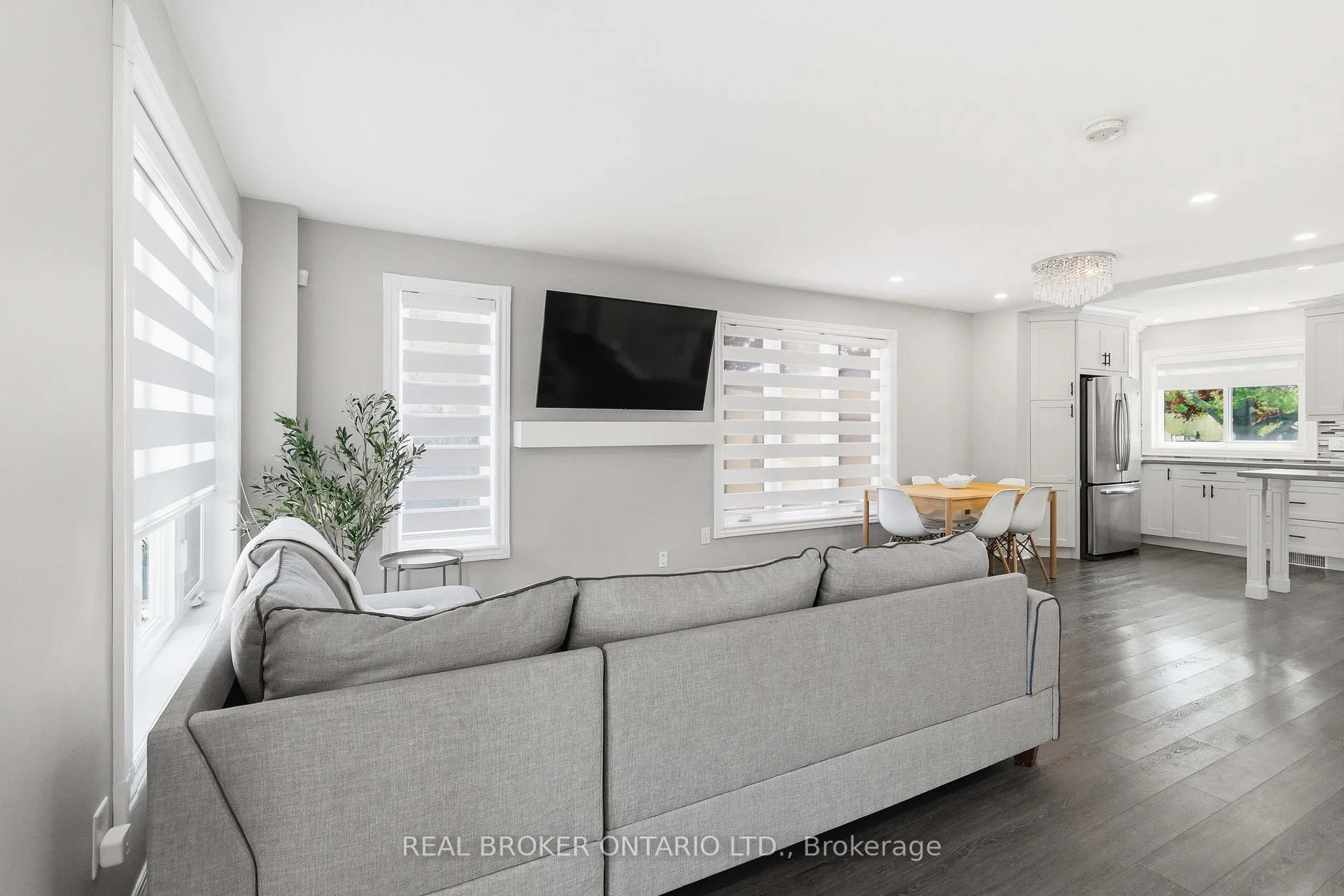 Photo 6 of 5048 Haswell Lane, Burlington, Orchard — HOMEH
