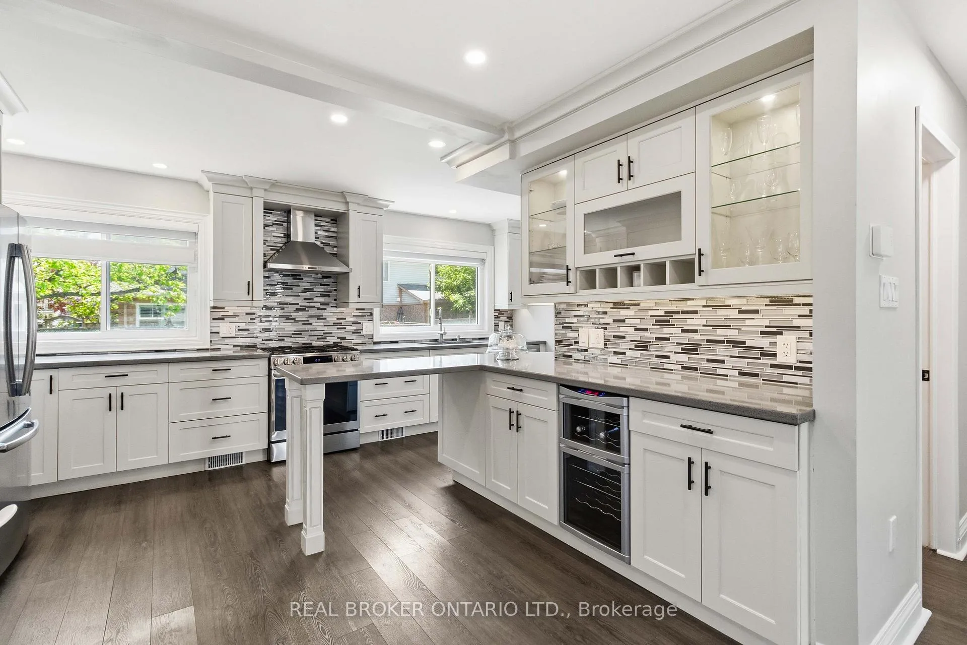 Photo 11 of 5048 Haswell Lane, Burlington, Orchard — HOMEH