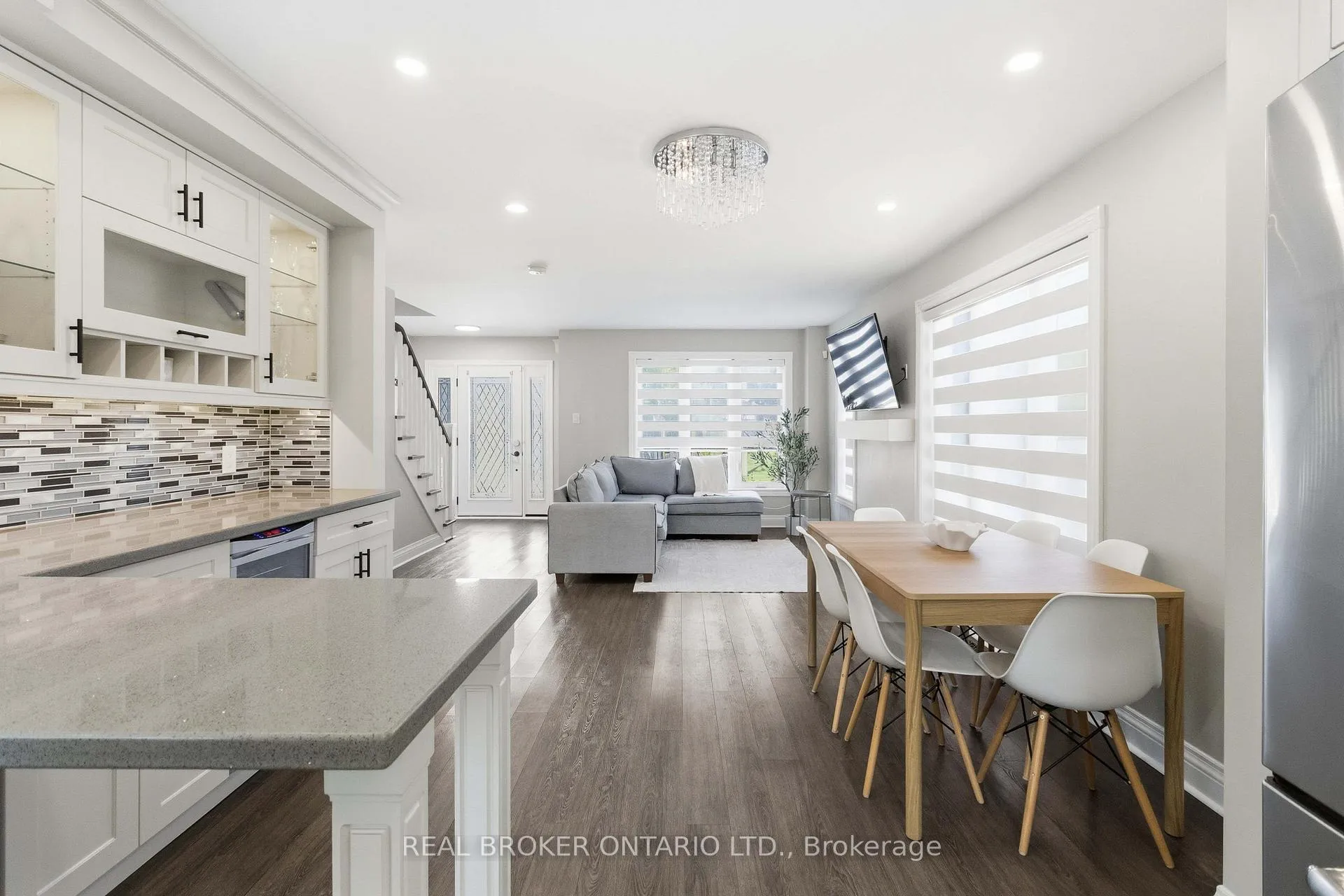 Photo 13 of 5048 Haswell Lane, Burlington, Orchard — HOMEH