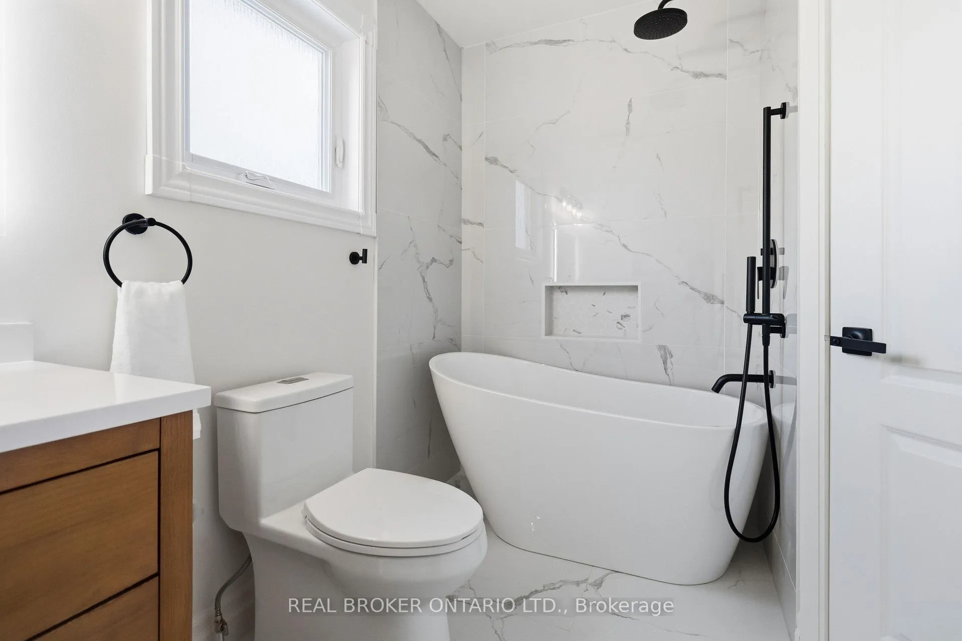 Photo 21 of 5048 Haswell Lane, Burlington, Orchard — HOMEH