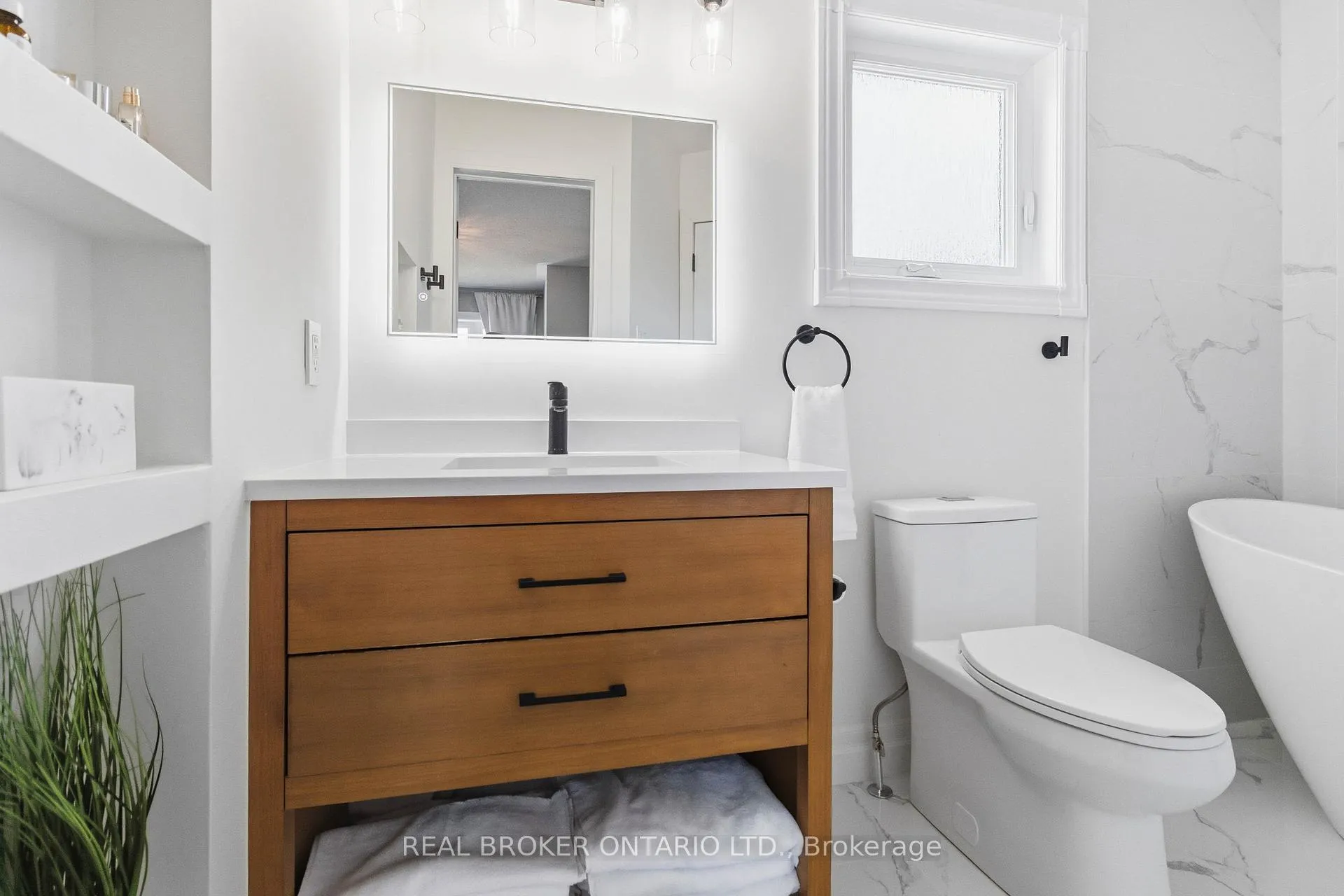 Photo 22 of 5048 Haswell Lane, Burlington, Orchard — HOMEH