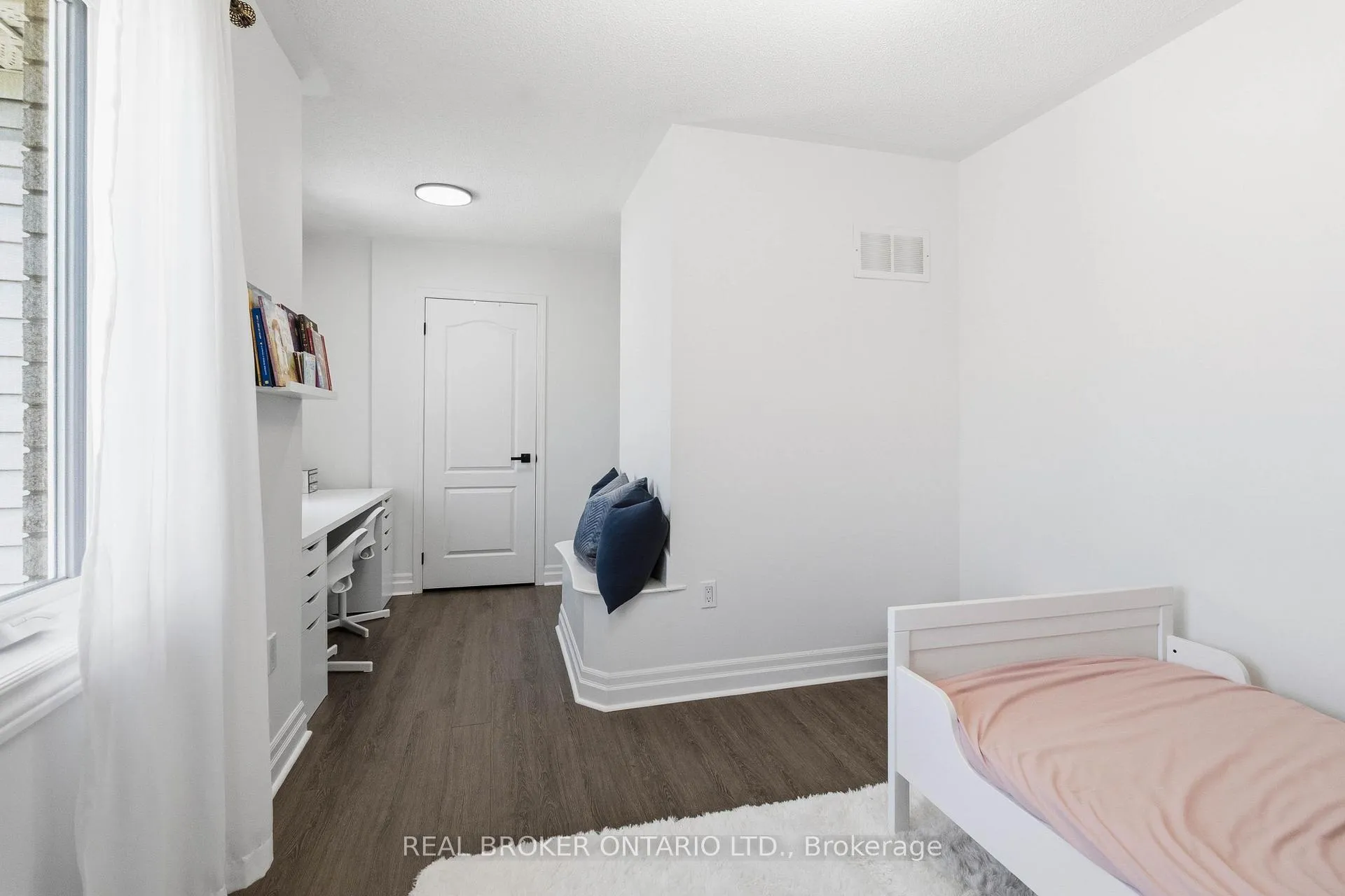 Photo 30 of 5048 Haswell Lane, Burlington, Orchard — HOMEH