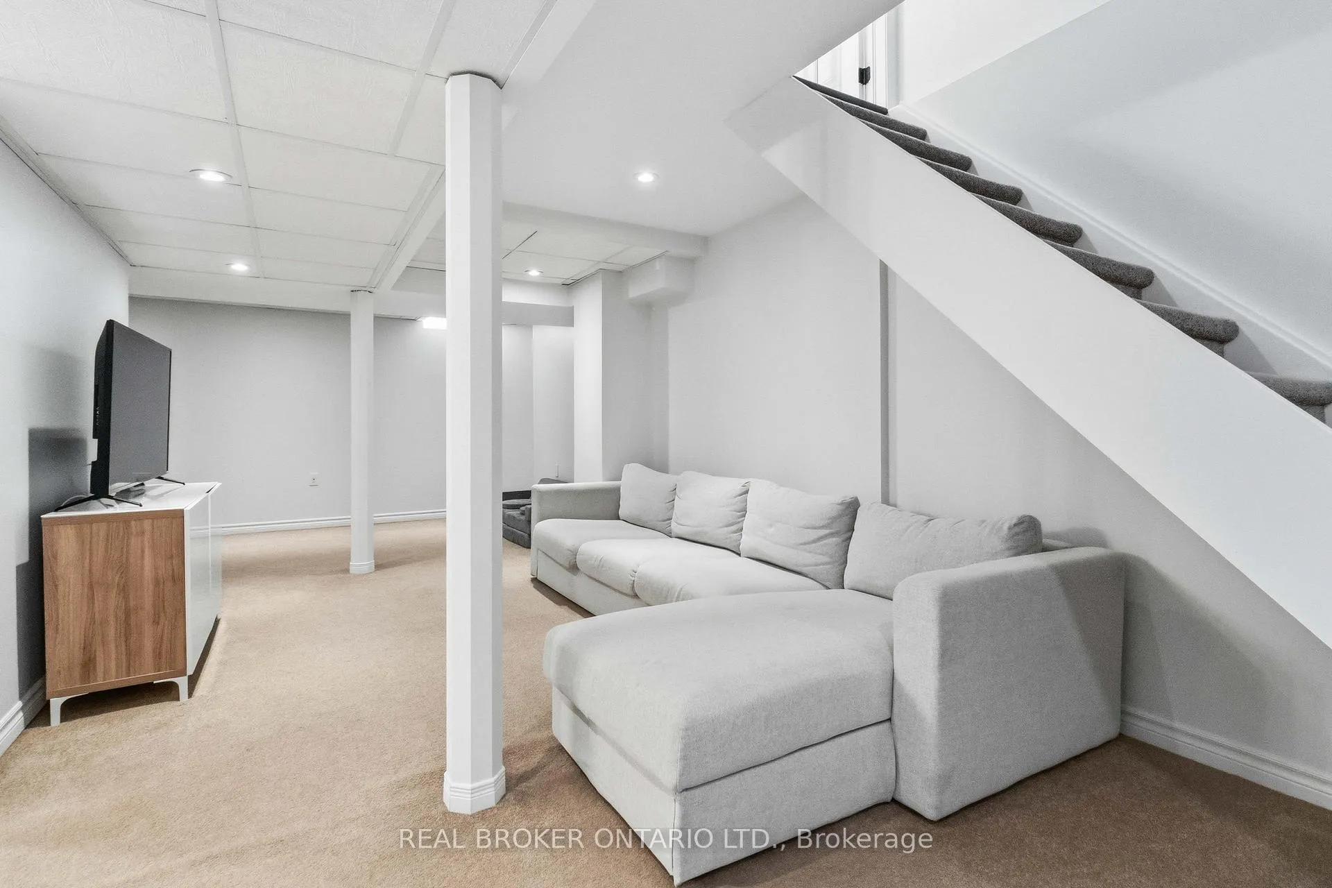 Photo 33 of 5048 Haswell Lane, Burlington, Orchard — HOMEH