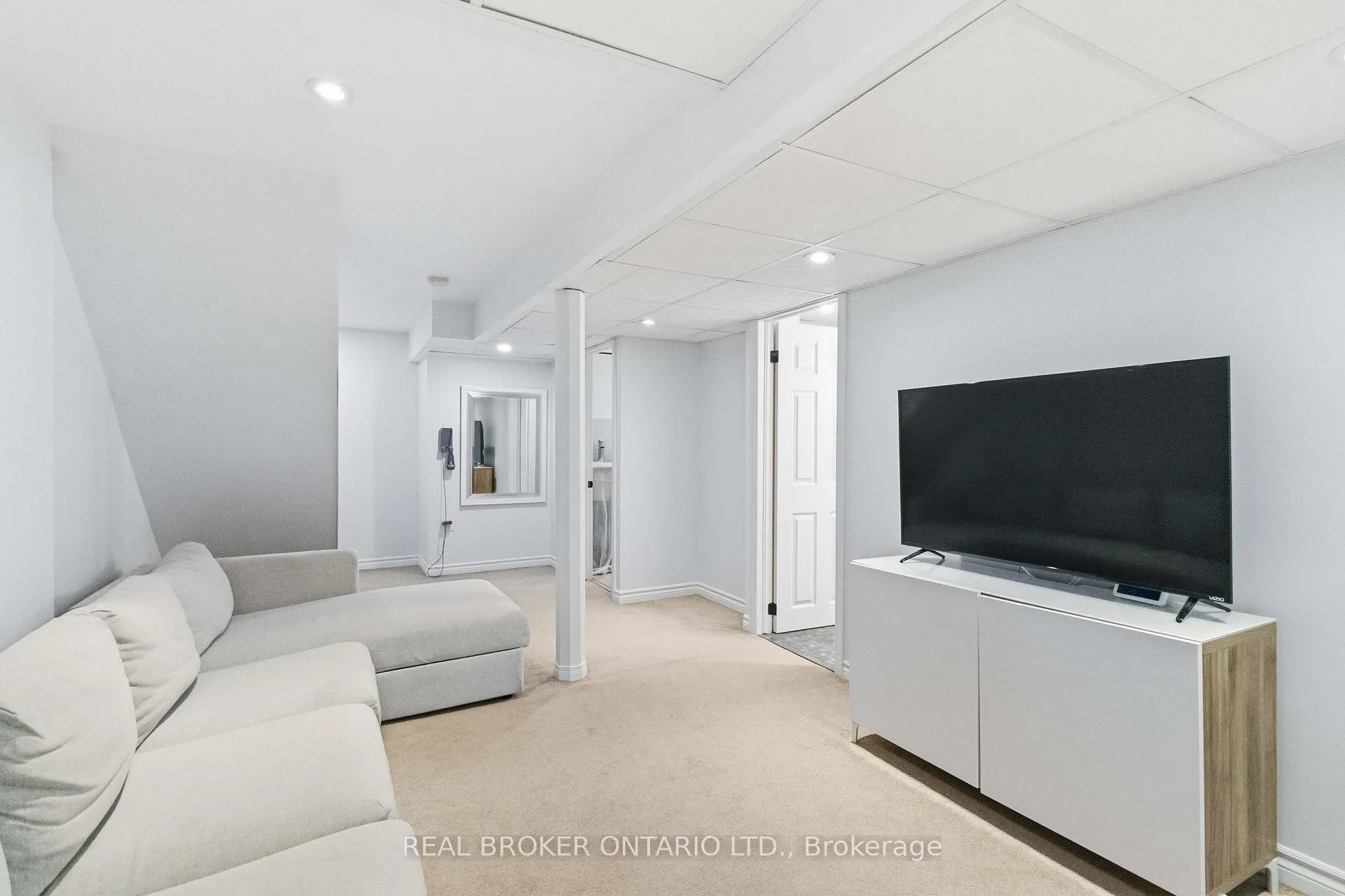 Photo 36 of 5048 Haswell Lane, Burlington, Orchard — HOMEH