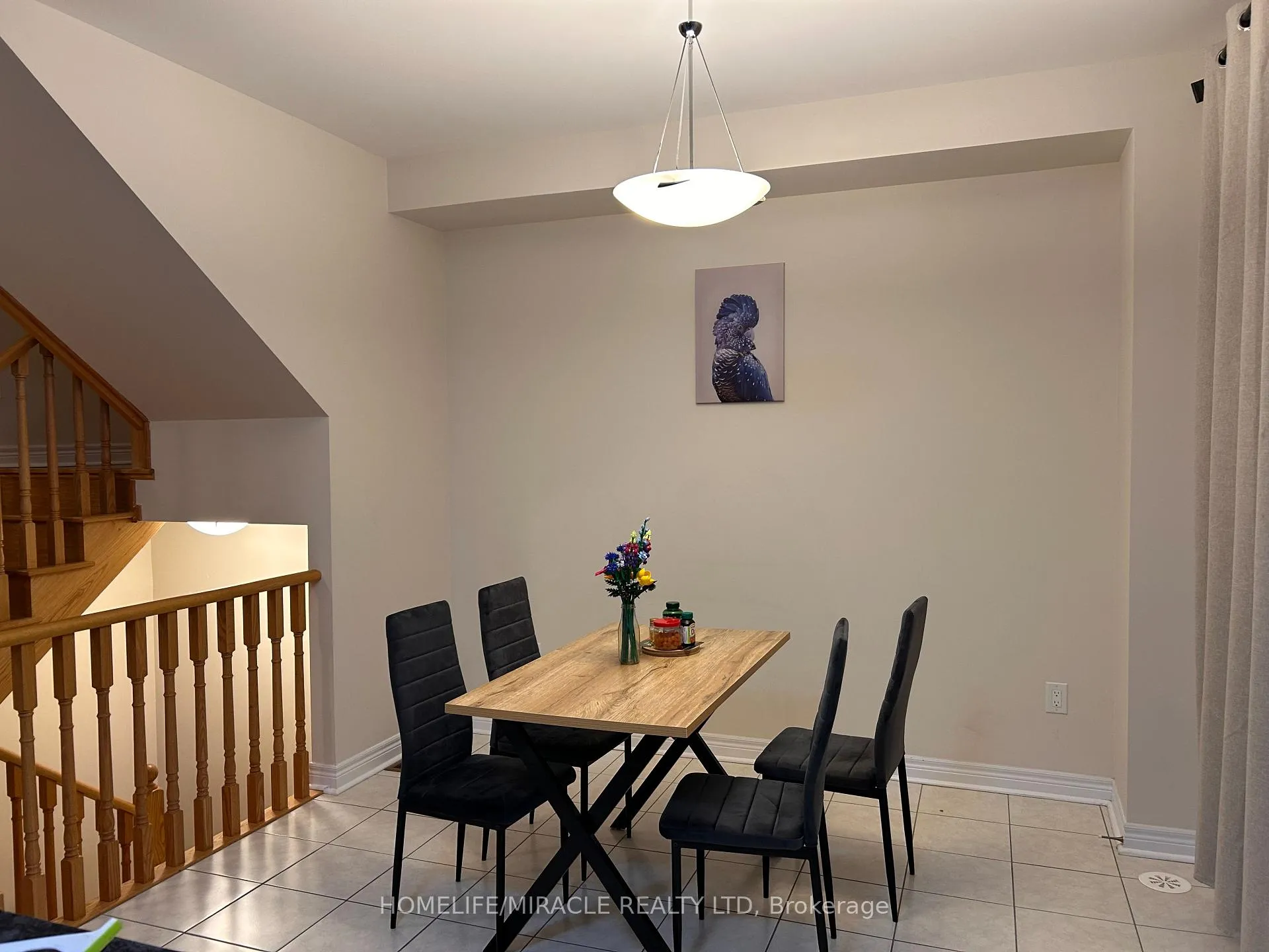 Photo 11 of 197 Mumbai Drive, Markham, Middlefield — HOMEH