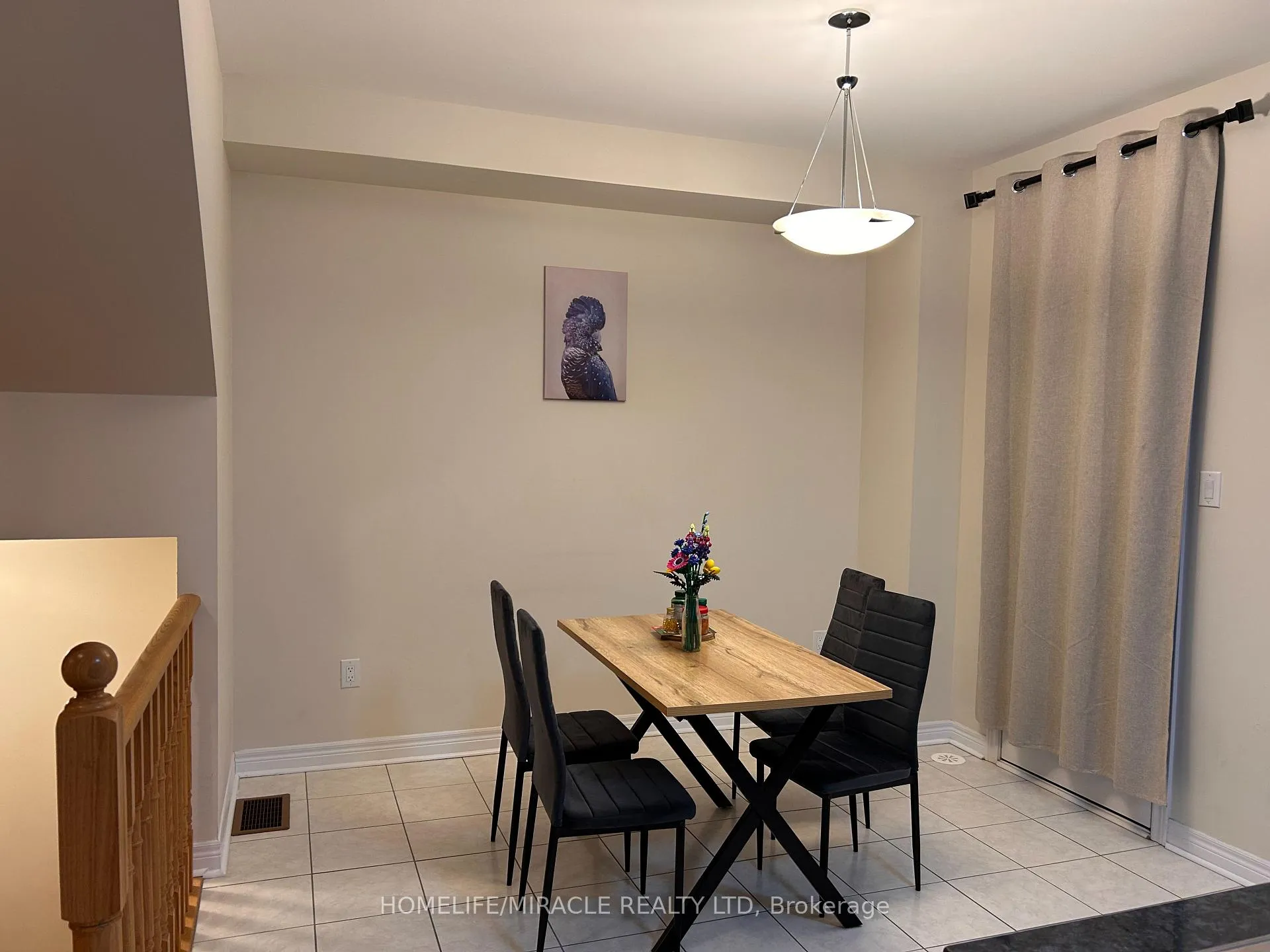 Photo 12 of 197 Mumbai Drive, Markham, Middlefield — HOMEH