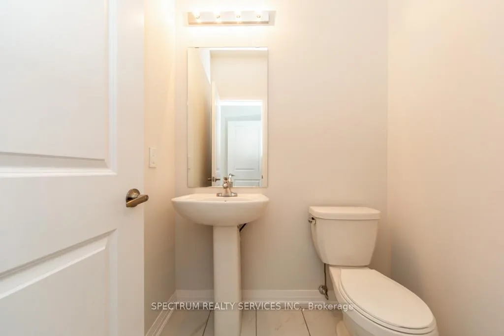 Photo 23 of 1409 Stovell Crescent, Innisfil, Lefroy — HOMEH