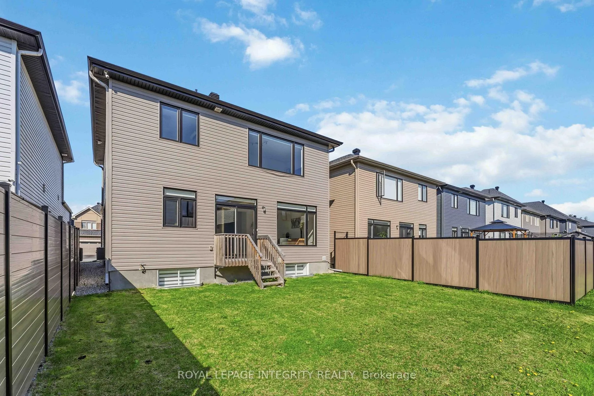 Photo 35 of 698 Odyssey Way, Ottawa, Leitrim — HOMEH