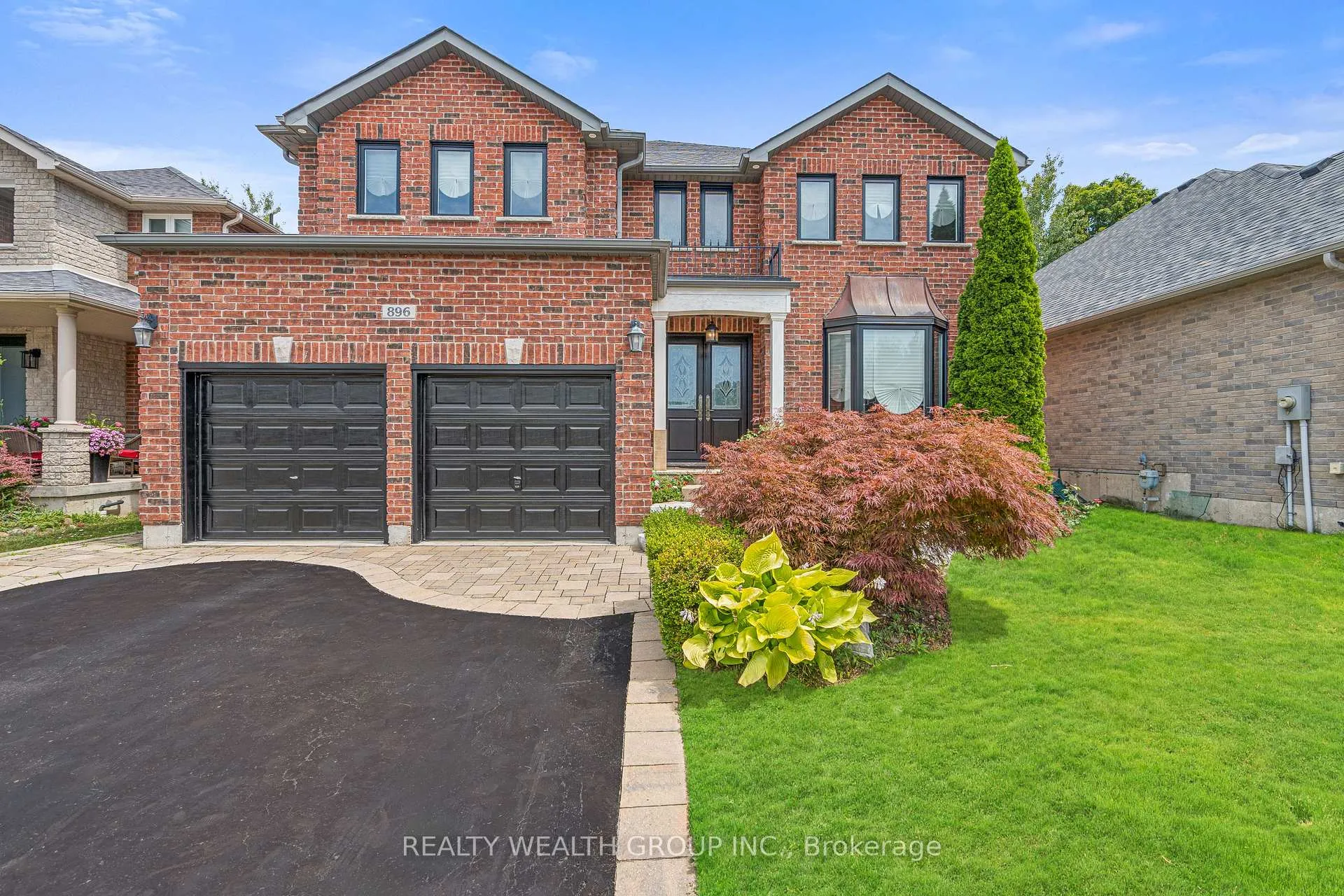 Photo 2 of 896 Booth Avenue, Innisfil, Alcona — HOMEH