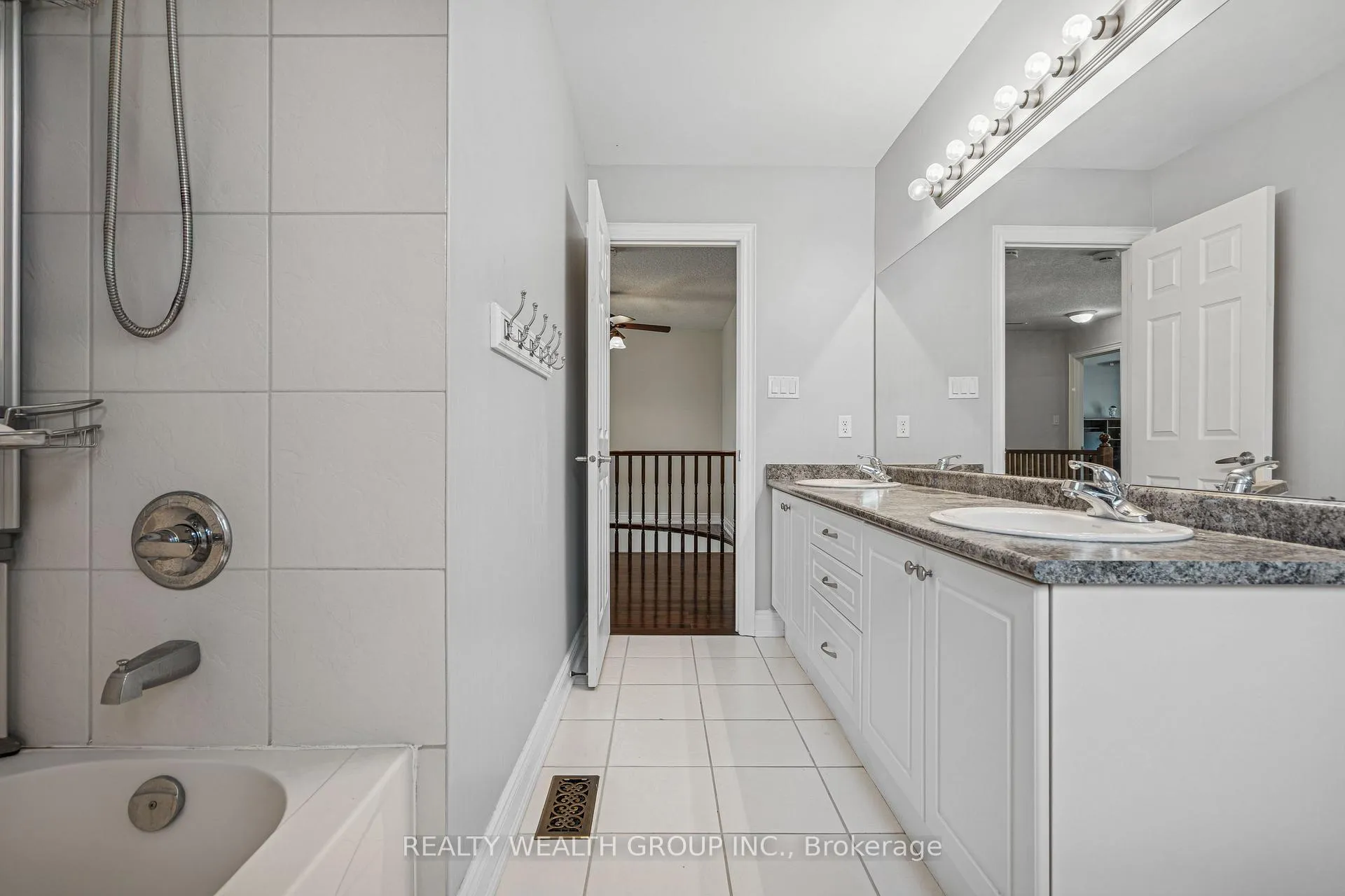Photo 18 of 896 Booth Avenue, Innisfil, Alcona — HOMEH