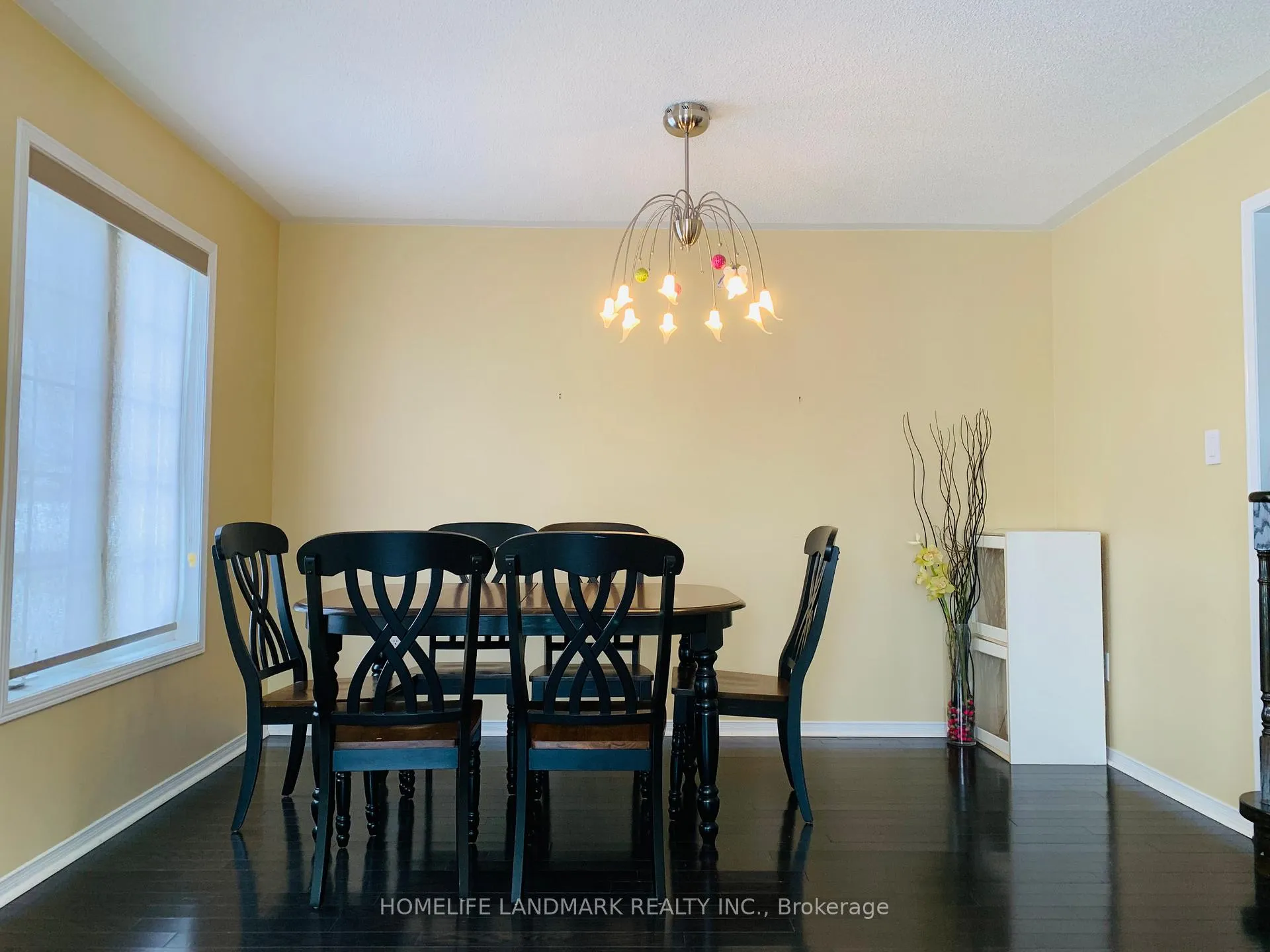 Photo 2 of 275 White's Hill Avenue, Markham, Cornell — HOMEH