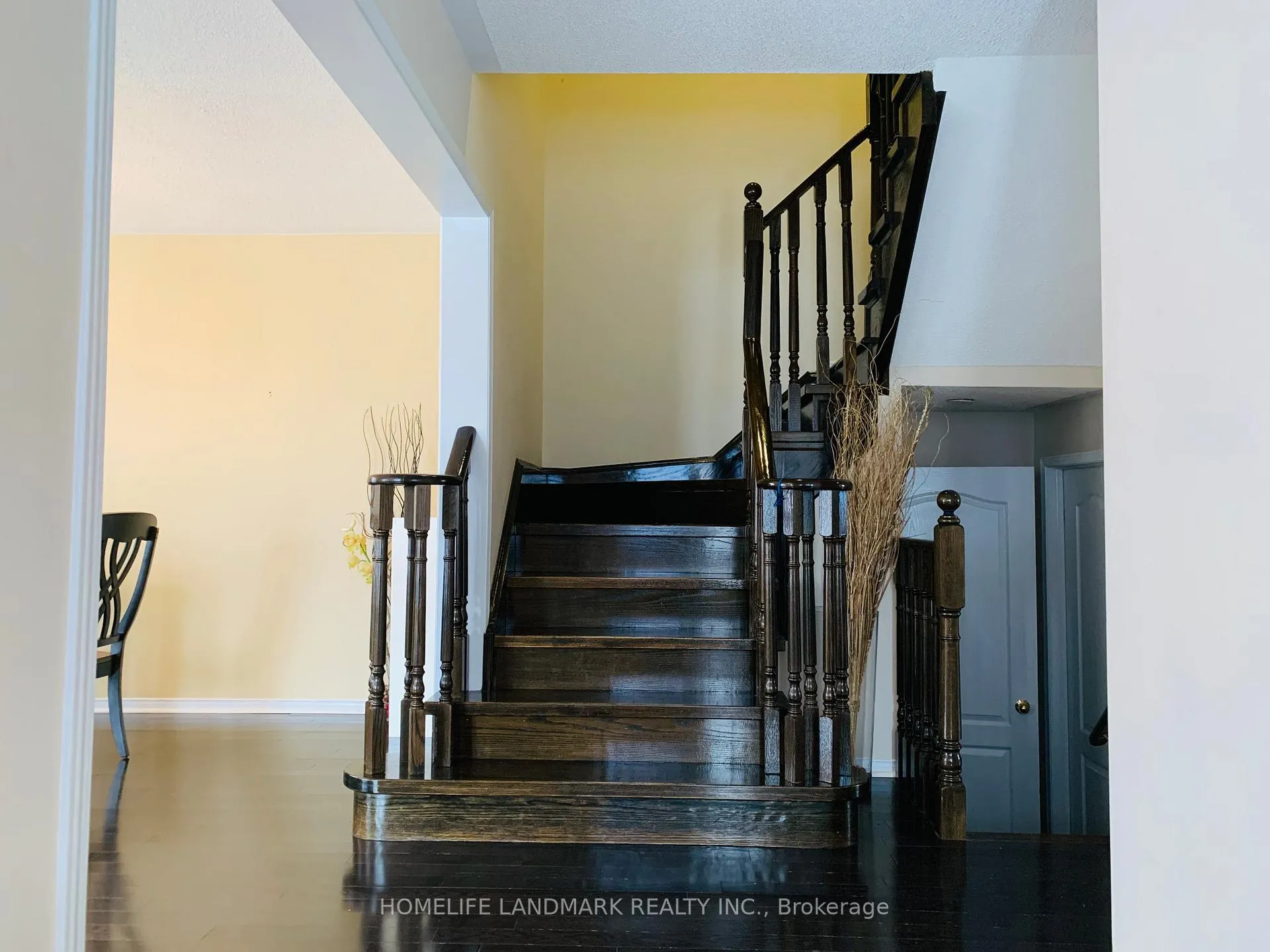 Photo 7 of 275 White's Hill Avenue, Markham, Cornell — HOMEH