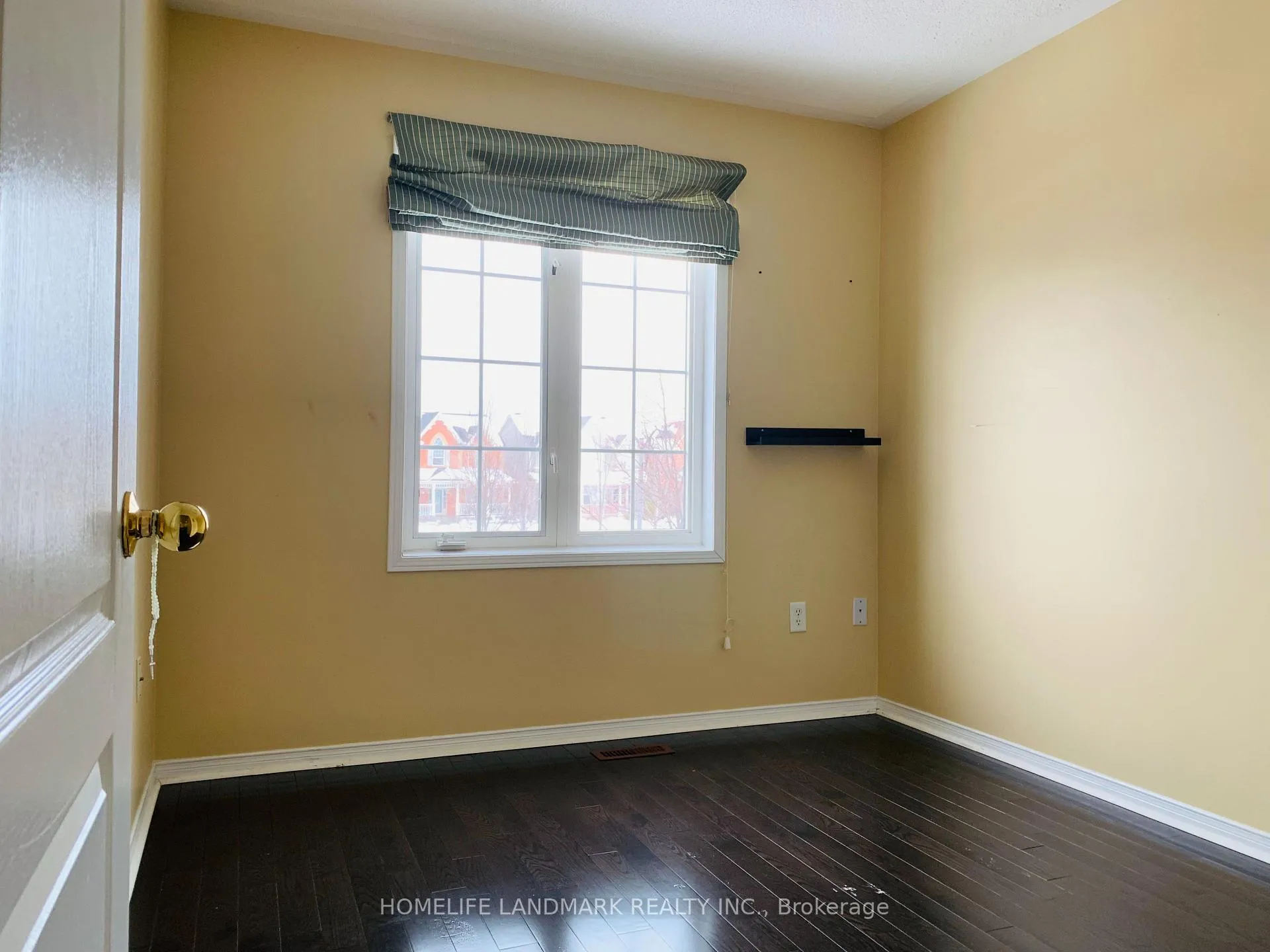Photo 9 of 275 White's Hill Avenue, Markham, Cornell — HOMEH