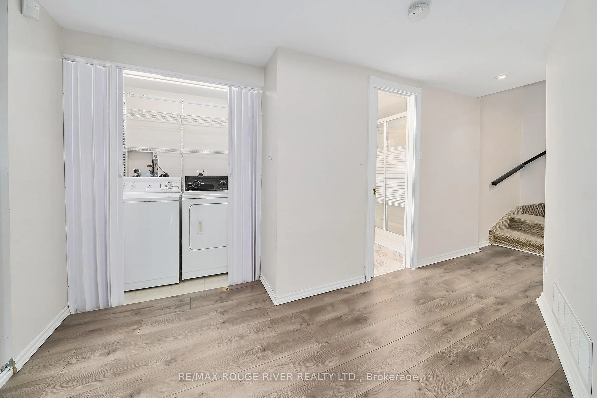 Photo 24 of 6 Ribblesdale Drive, Whitby, Pringle Creek — HOMEH