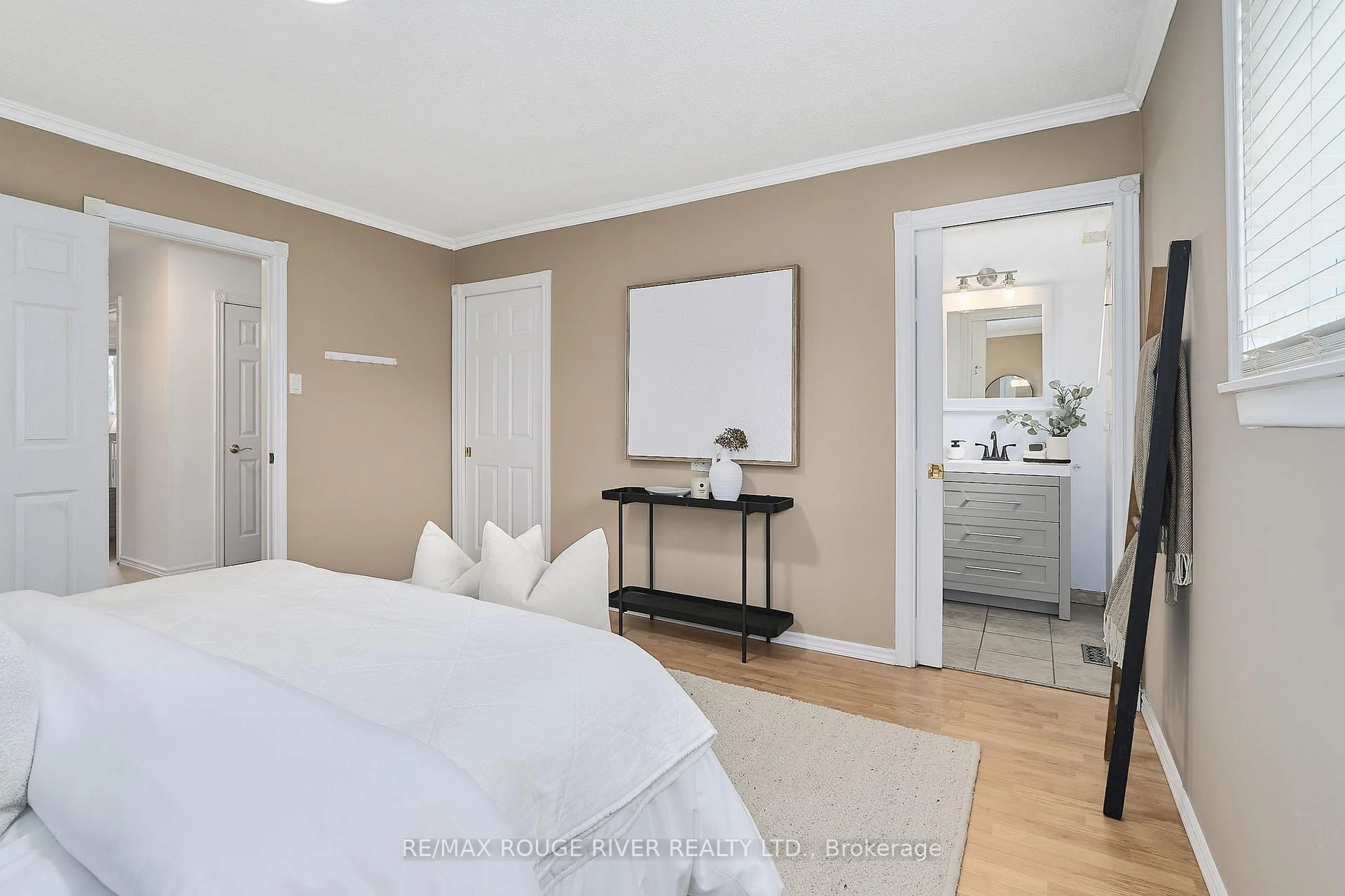 Photo 28 of 6 Ribblesdale Drive, Whitby, Pringle Creek — HOMEH