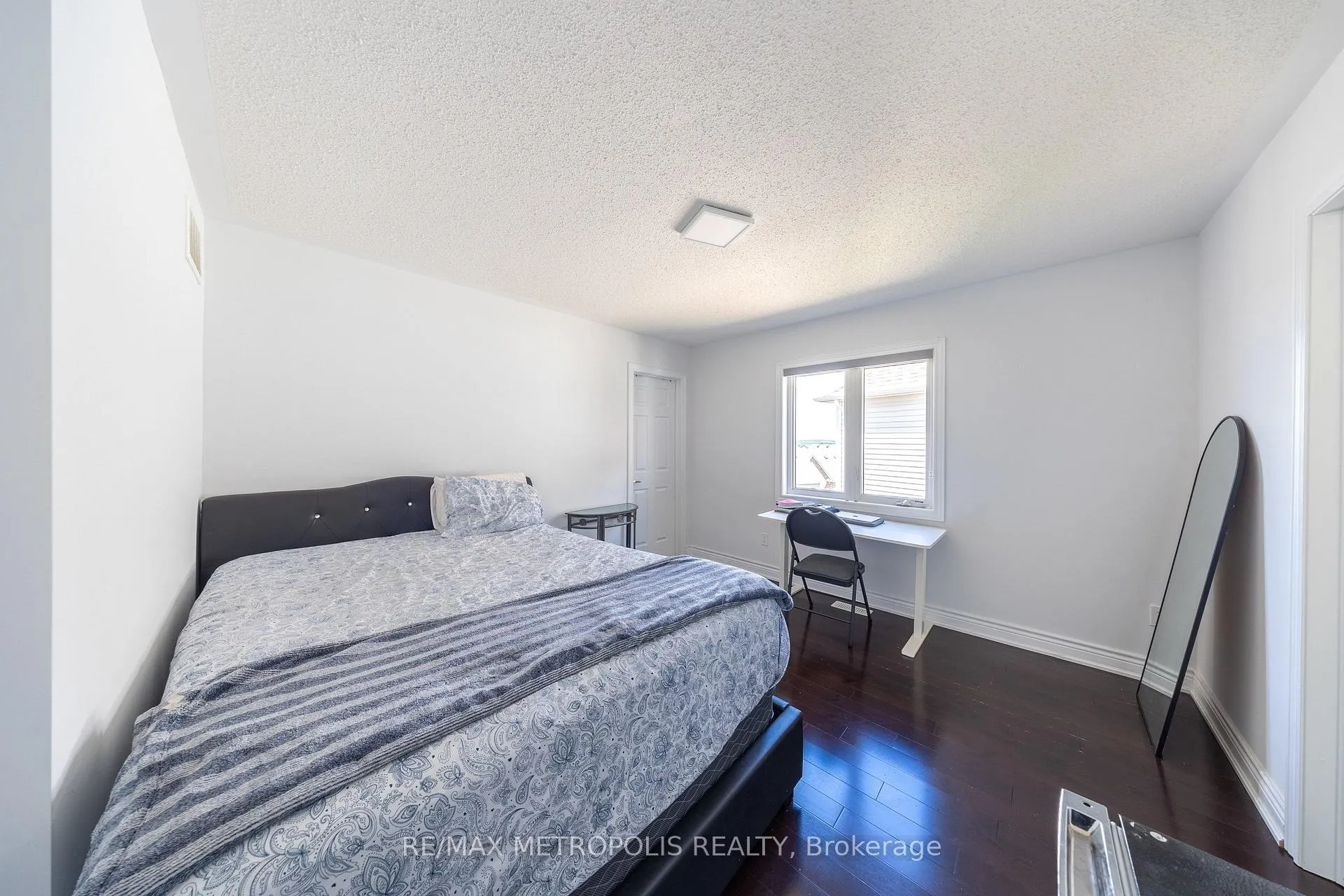 Photo 30 of 36 Michaelis Street, New Tecumseth, Rural New Tecumseth — HOMEH