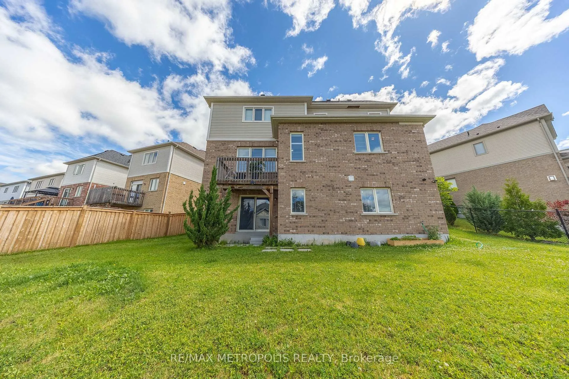 Photo 49 of 36 Michaelis Street, New Tecumseth, Rural New Tecumseth — HOMEH