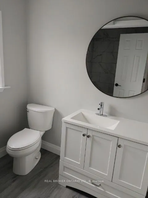 Photo 9 of Unit 1, 131 Bell Avenue, Hamilton, Bartonville — HOMEH