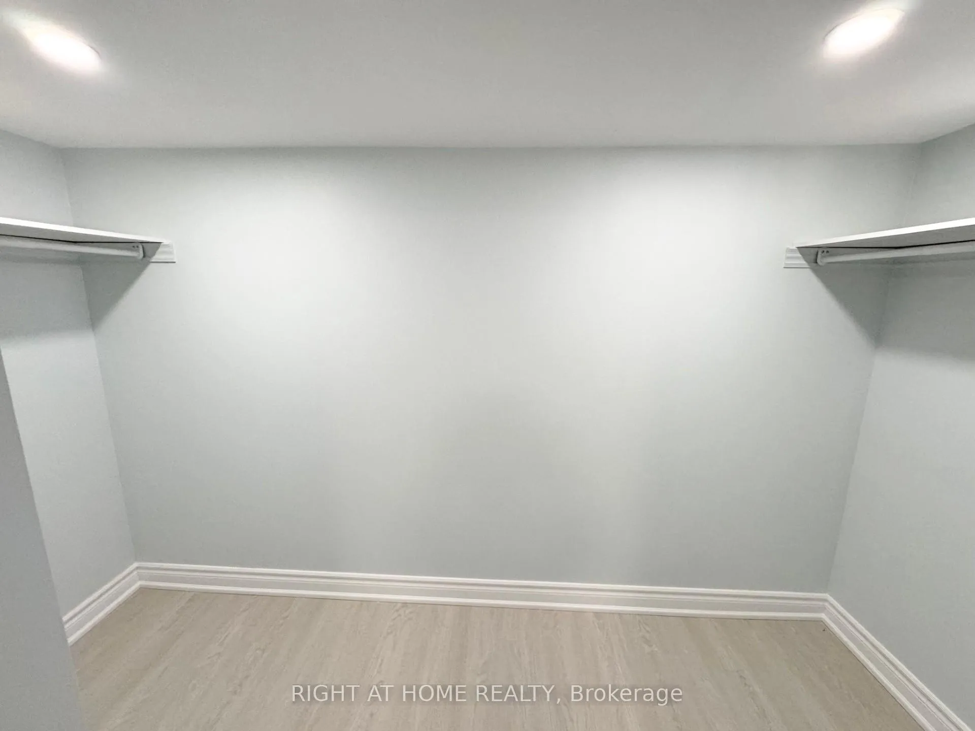 Photo 9 of Unit Basmt, 279 Stonebridge Drive, Markham, Berczy — HOMEH