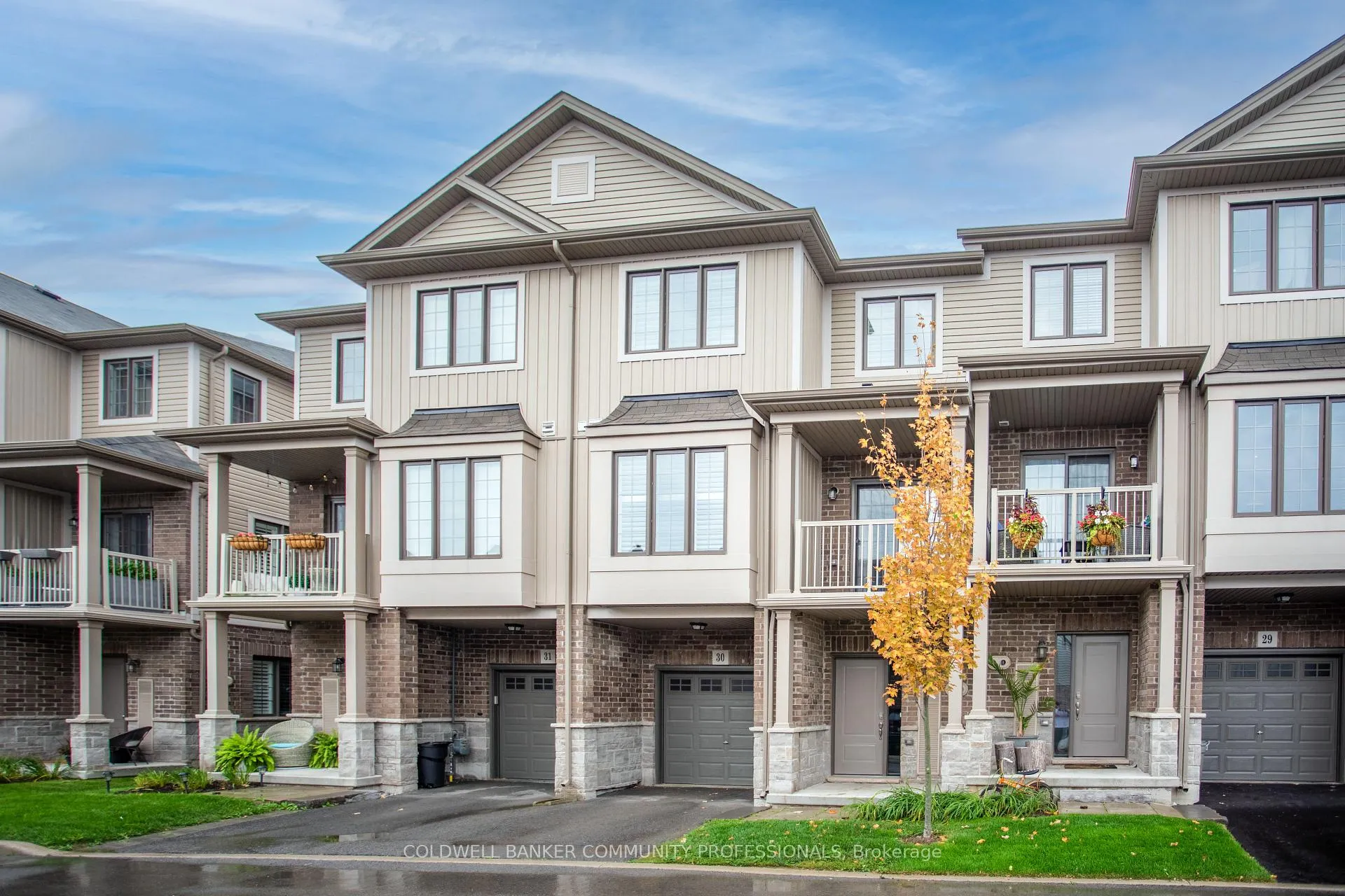 Photo 3 of Unit 30, 377 Glancaster Road, Hamilton, Ancaster — HOMEH