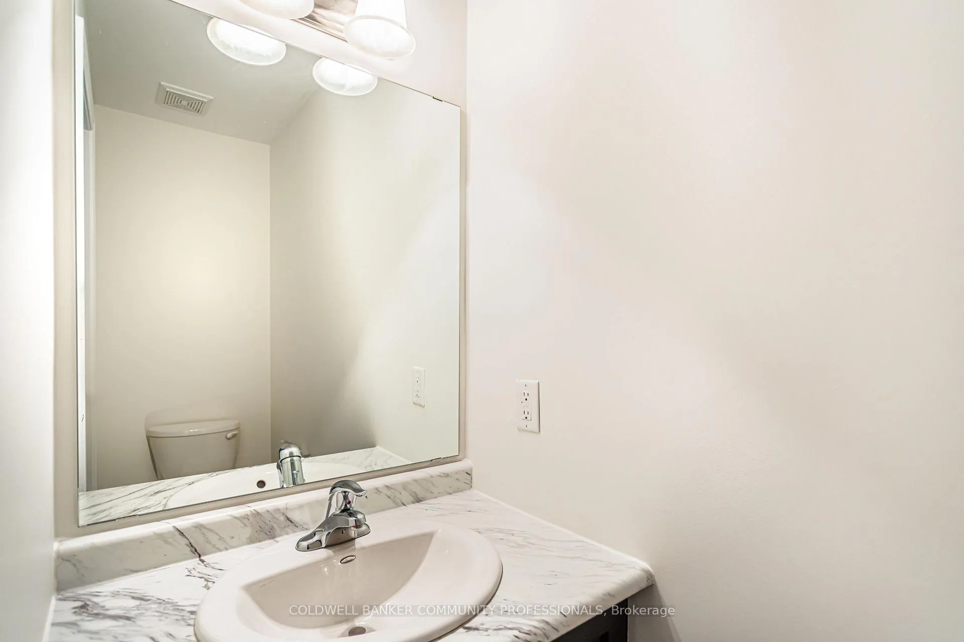 Photo 26 of Unit 30, 377 Glancaster Road, Hamilton, Ancaster — HOMEH
