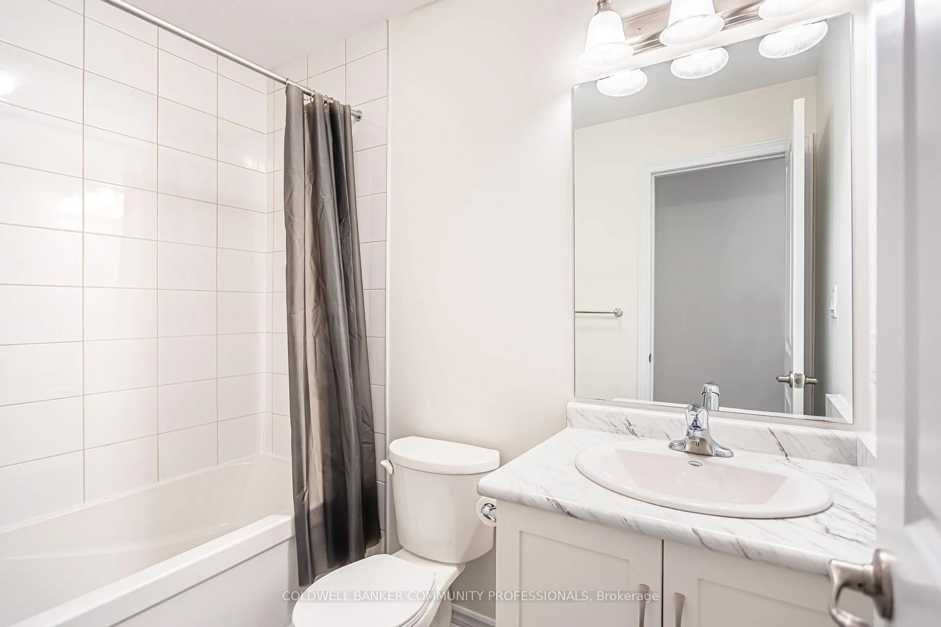 Photo 33 of Unit 30, 377 Glancaster Road, Hamilton, Ancaster — HOMEH