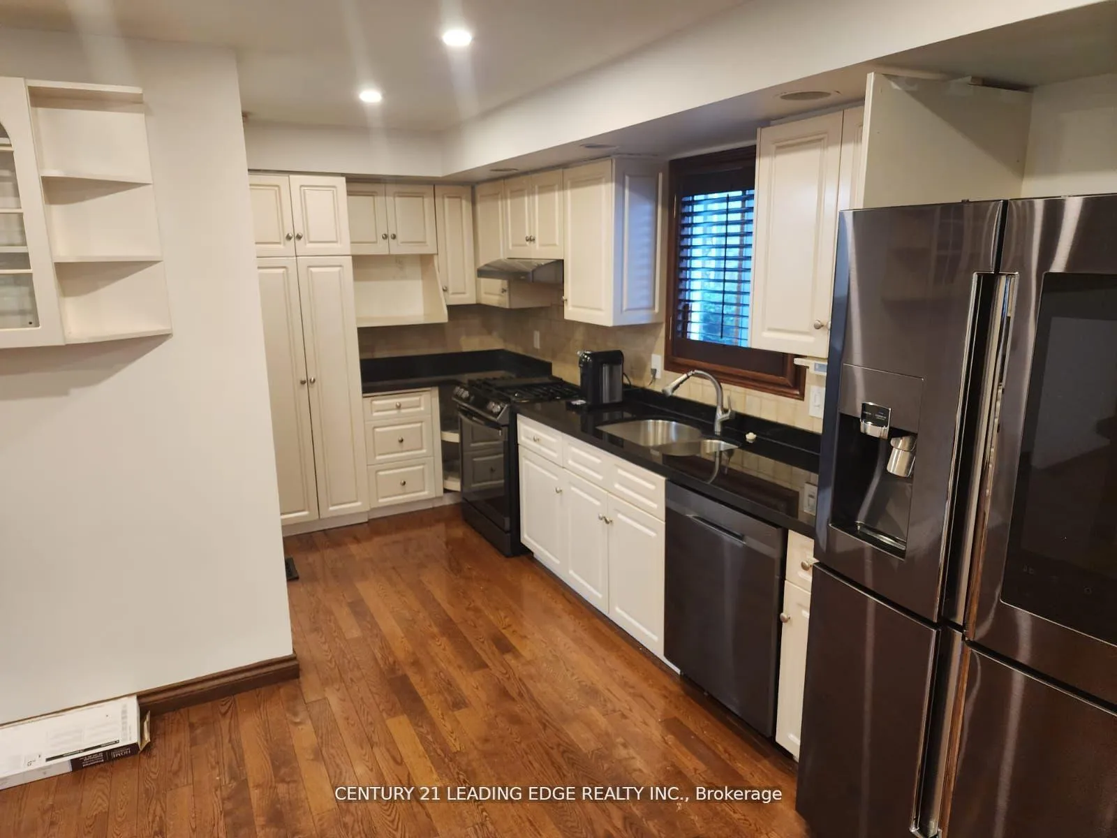 Photo 6 of 11 Westlawn Drive, Hamilton, Kennedy — HOMEH
