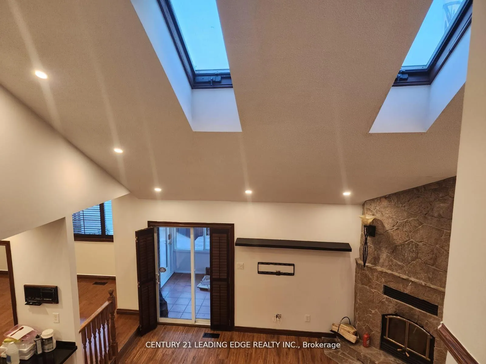 Photo 10 of 11 Westlawn Drive, Hamilton, Kennedy — HOMEH
