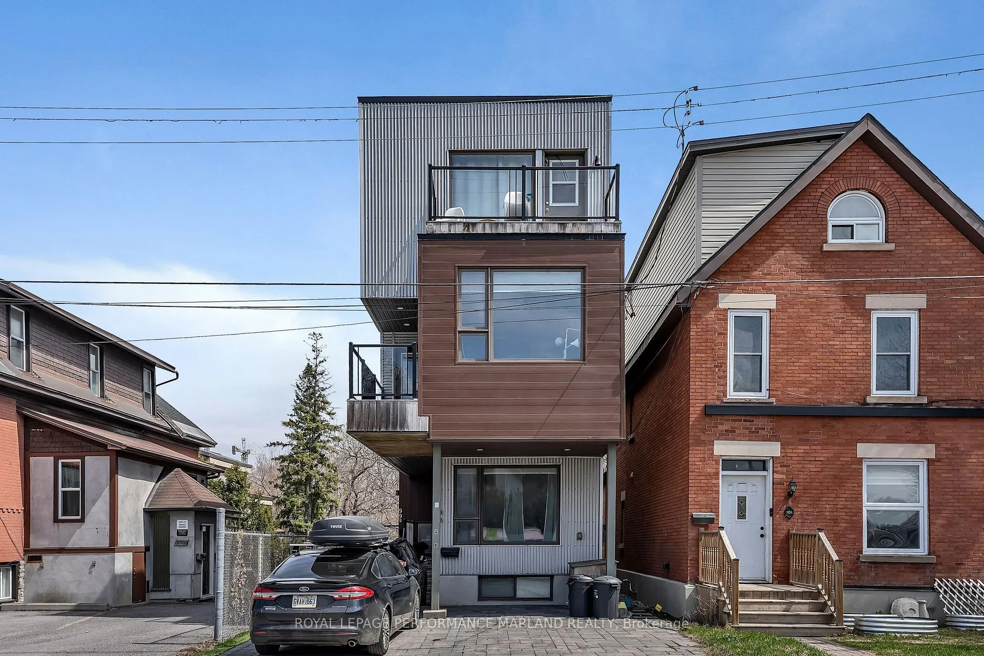 Photo 2 of 99A Concord Street N, Ottawa, Ottawa East — HOMEH