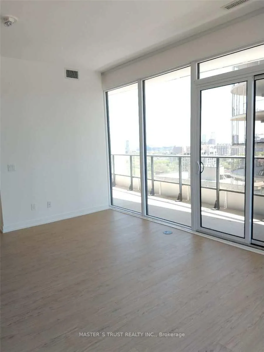 Photo 4 of Unit 2303, 85 Wood Street, Toronto, Church-Yonge Corridor — HOMEH