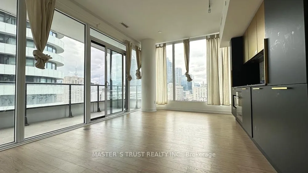 Photo 5 of Unit 2303, 85 Wood Street, Toronto, Church-Yonge Corridor — HOMEH
