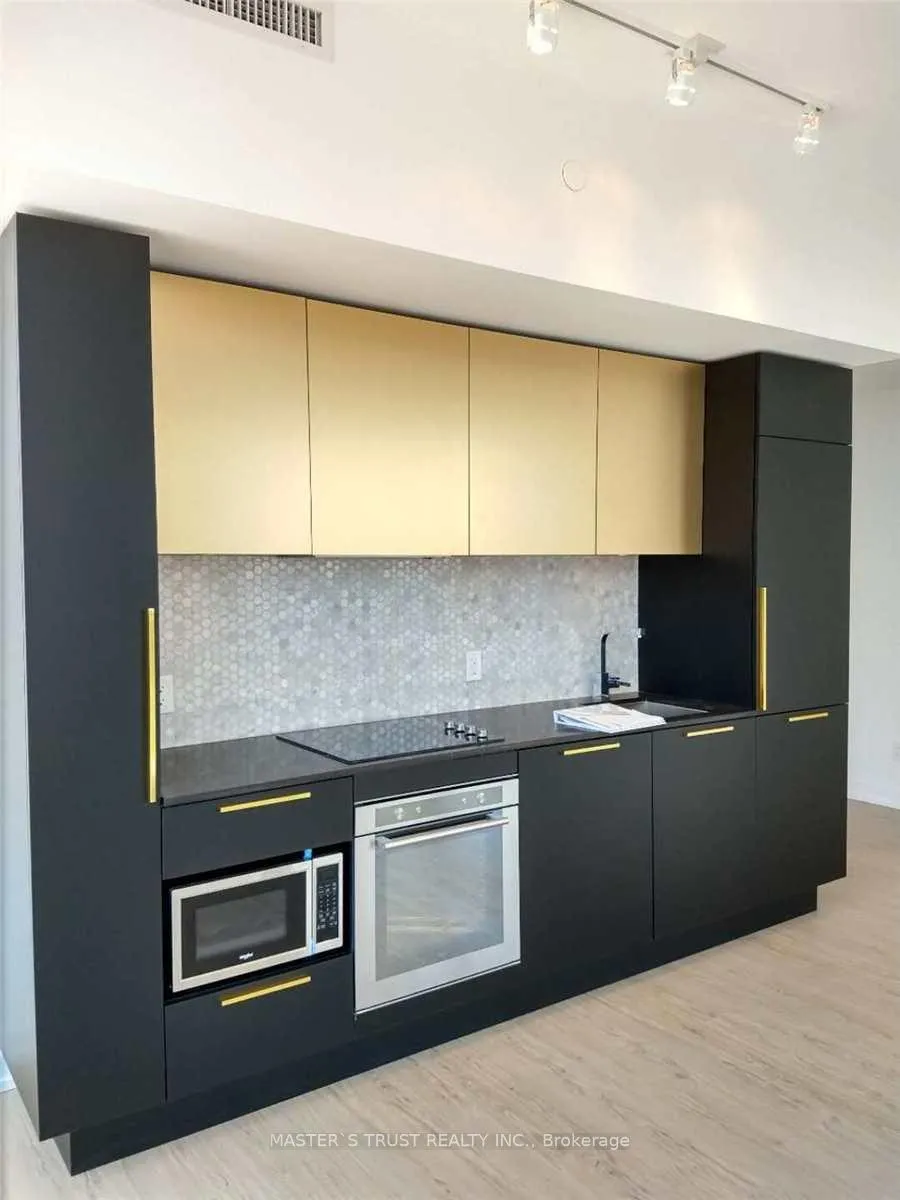 Photo 6 of Unit 2303, 85 Wood Street, Toronto, Church-Yonge Corridor — HOMEH