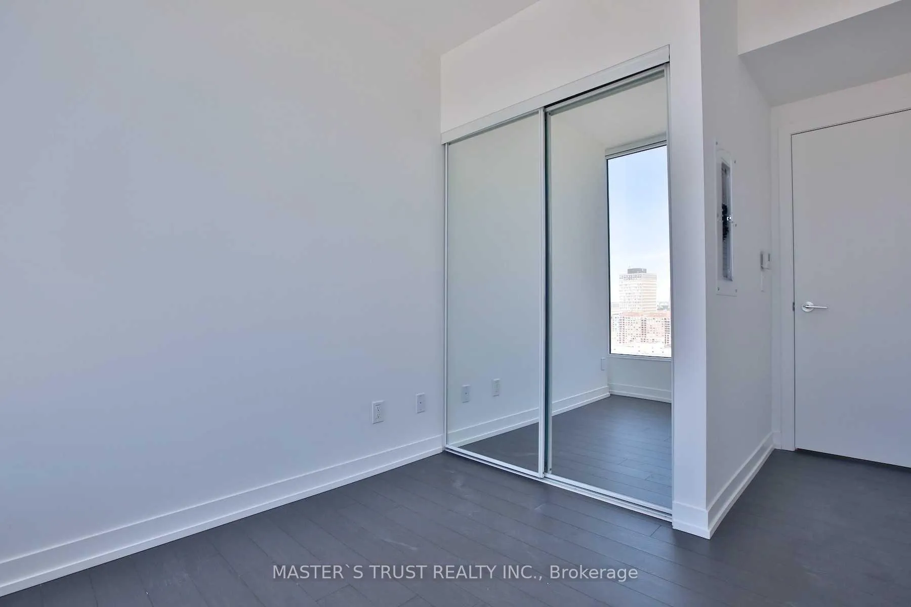 Photo 11 of Unit 2303, 85 Wood Street, Toronto, Church-Yonge Corridor — HOMEH