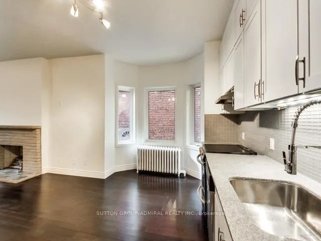 Photo 8 of 34 Hewitt--Main Floor Avenue, Toronto, High Park-Swansea — HOMEH