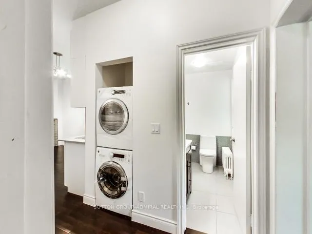 Photo 9 of 34 Hewitt--Main Floor Avenue, Toronto, High Park-Swansea — HOMEH