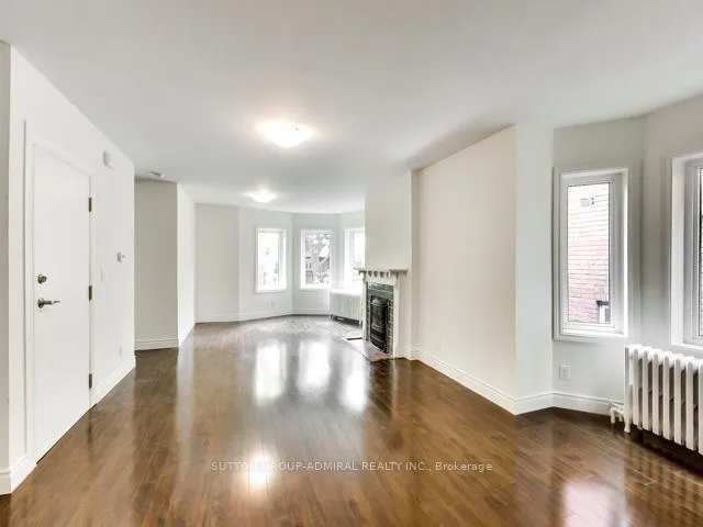 Photo 20 of 34 Hewitt--Main Floor Avenue, Toronto, High Park-Swansea — HOMEH