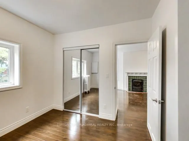 Photo 22 of 34 Hewitt--Main Floor Avenue, Toronto, High Park-Swansea — HOMEH
