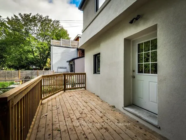 Photo 25 of 34 Hewitt--Main Floor Avenue, Toronto, High Park-Swansea — HOMEH
