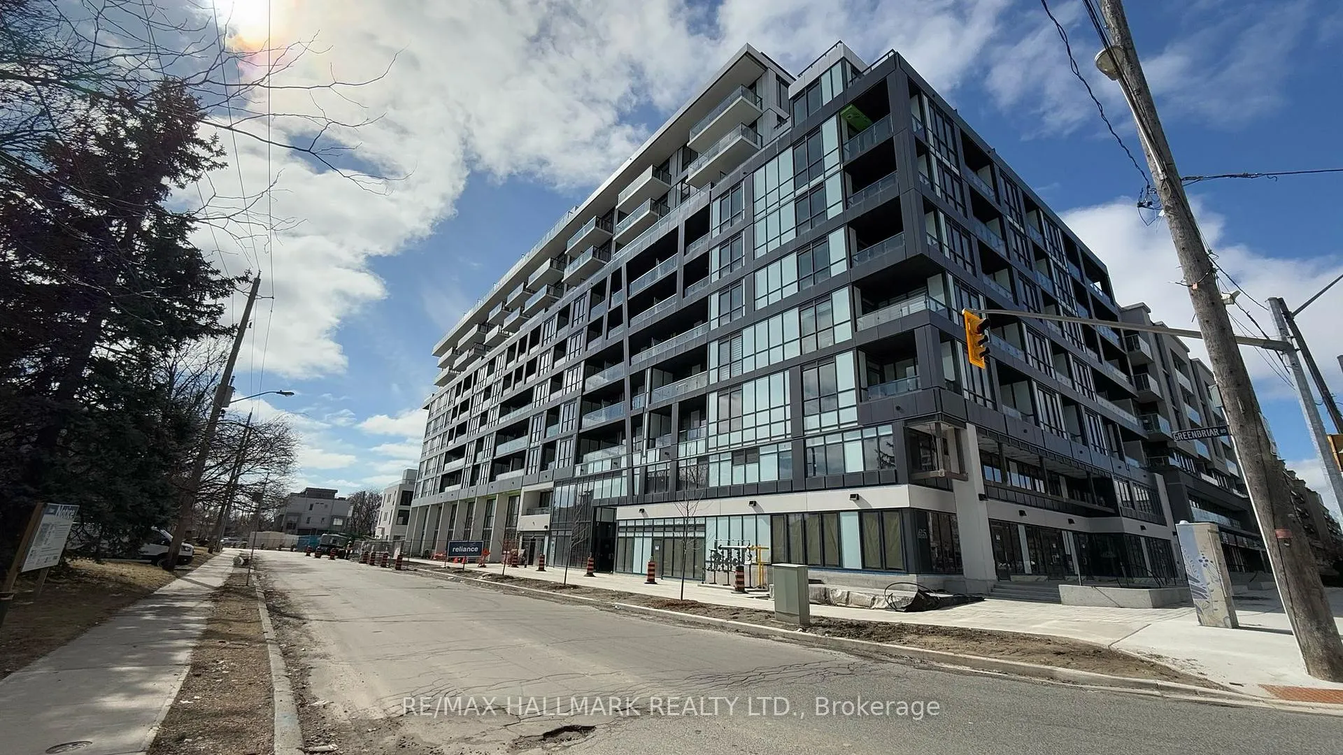 Photo 1 of Unit 513, 6 Greenbriar Road, North York, Bayview Village — HOMEH