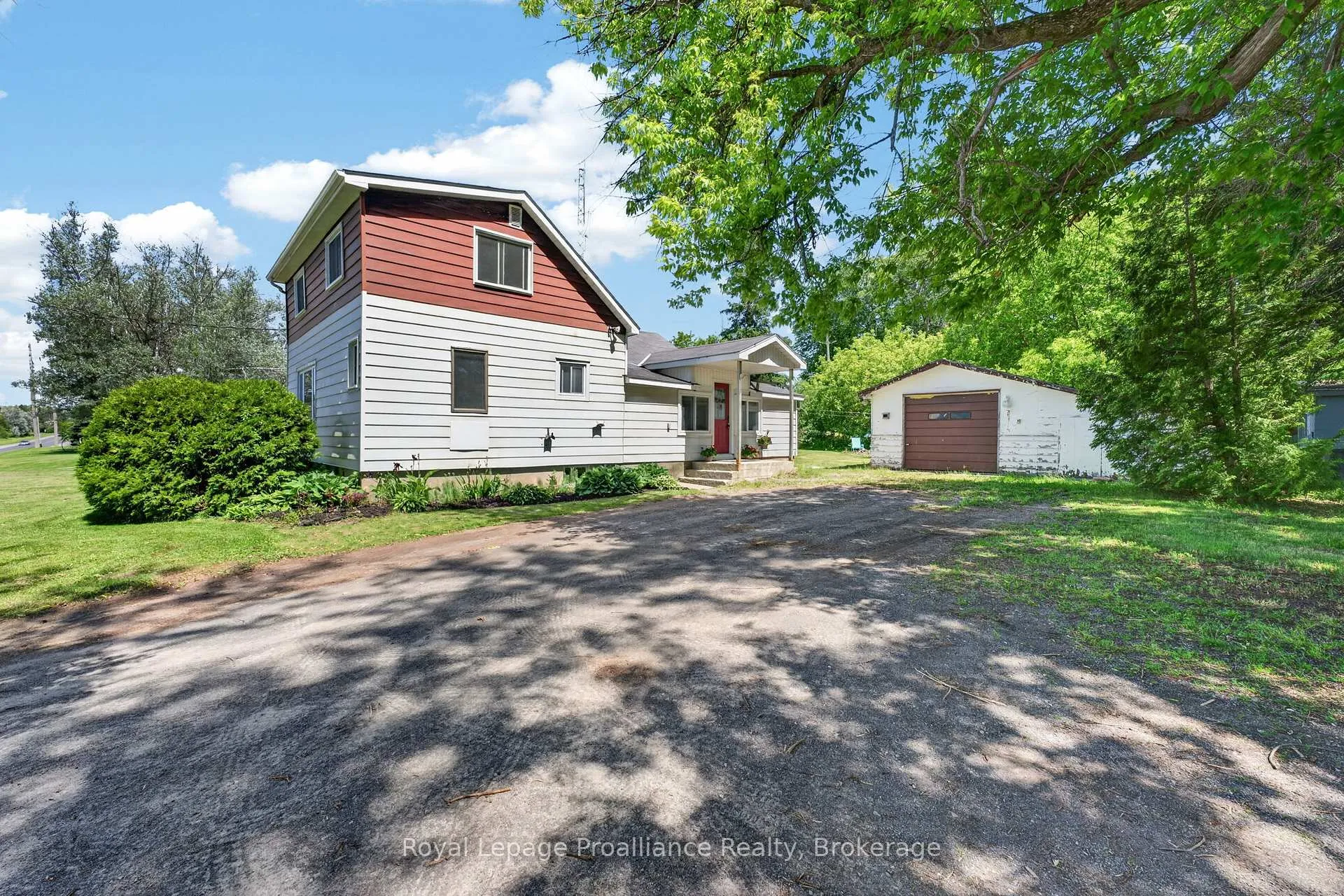Photo 2 of 6090 Old Hwy 2, Tyendinaga, Tyendinaga Township — HOMEH