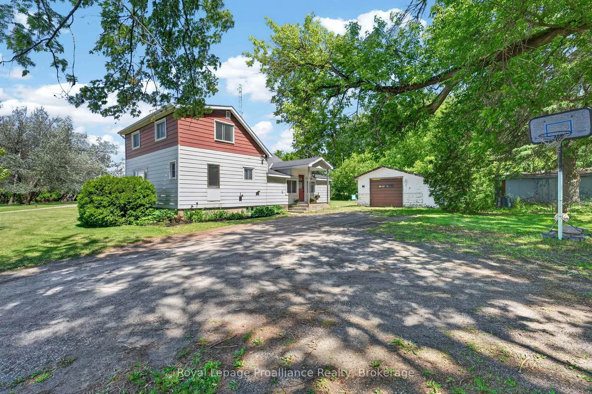 Photo 24 of 6090 Old Hwy 2, Tyendinaga, Tyendinaga Township — HOMEH