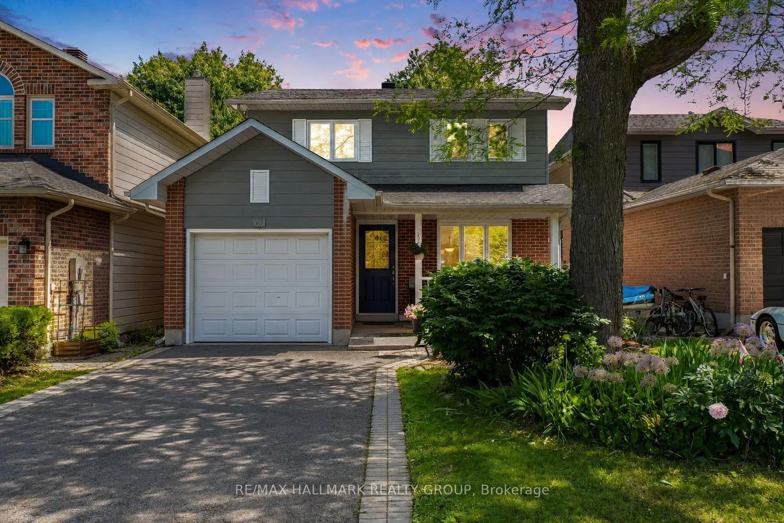 Photo 2 of 29 Carbery Drive, Ottawa, Stittsville (Central) — HOMEH