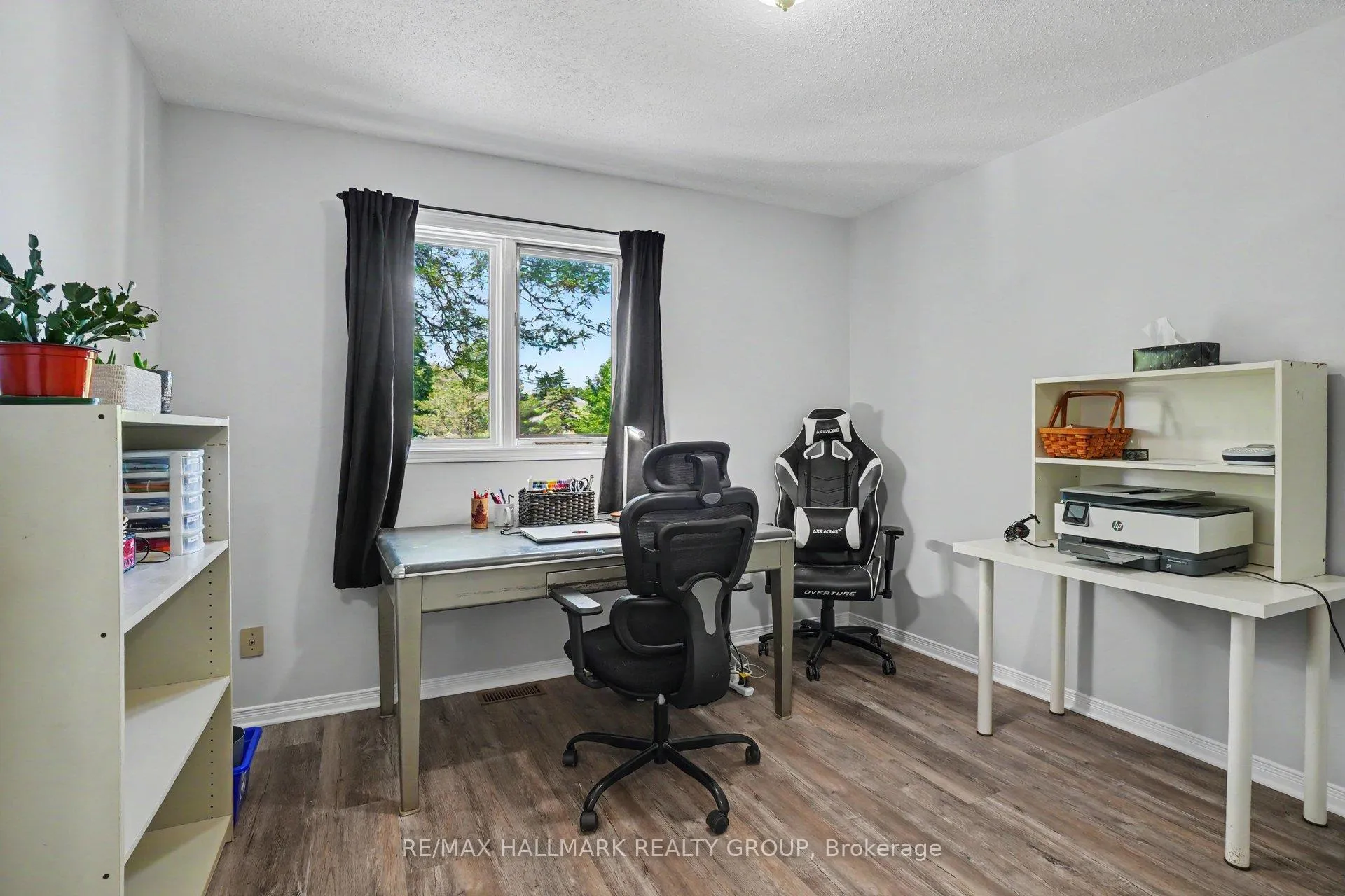 Photo 16 of 29 Carbery Drive, Ottawa, Stittsville (Central) — HOMEH