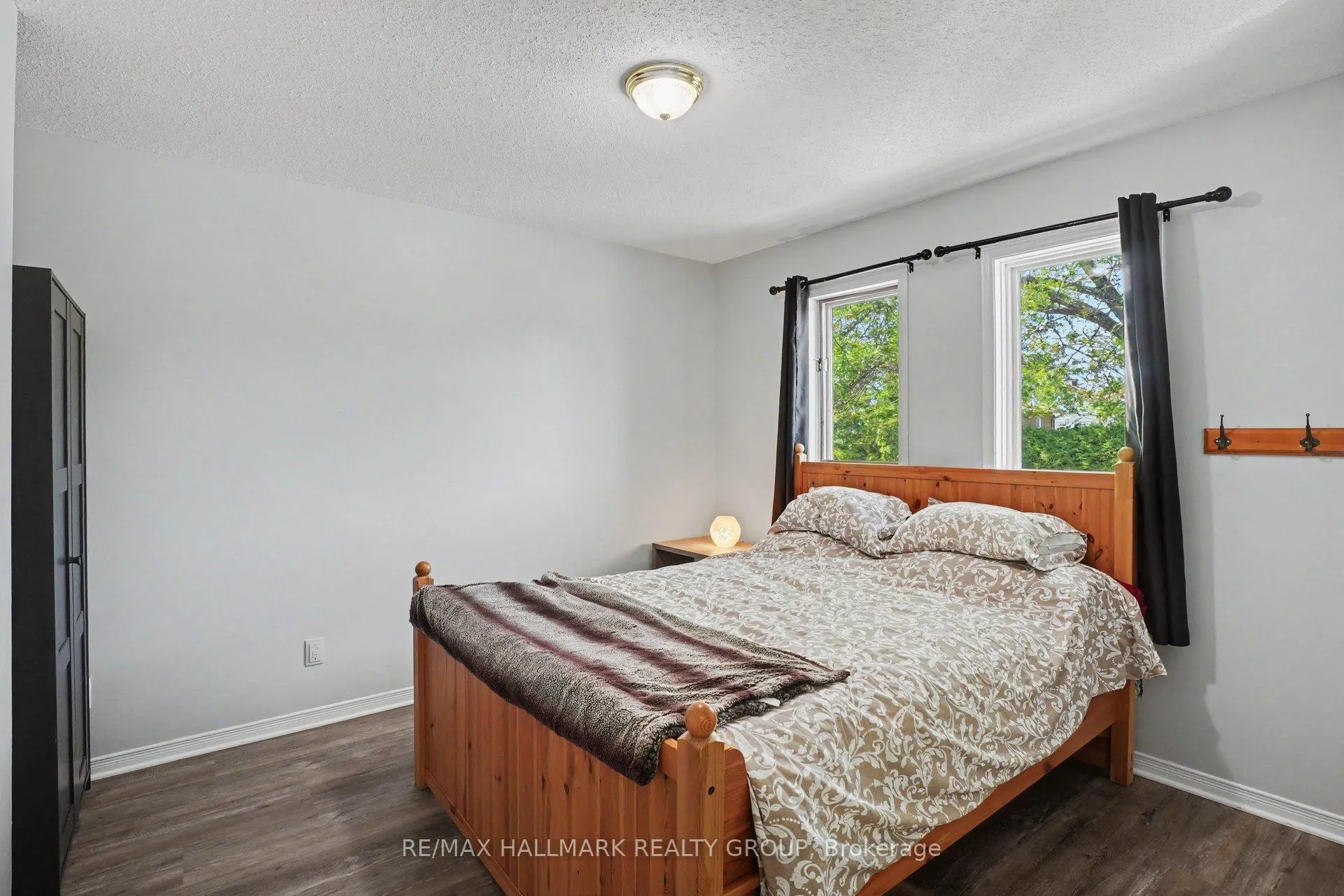 Photo 22 of 29 Carbery Drive, Ottawa, Stittsville (Central) — HOMEH