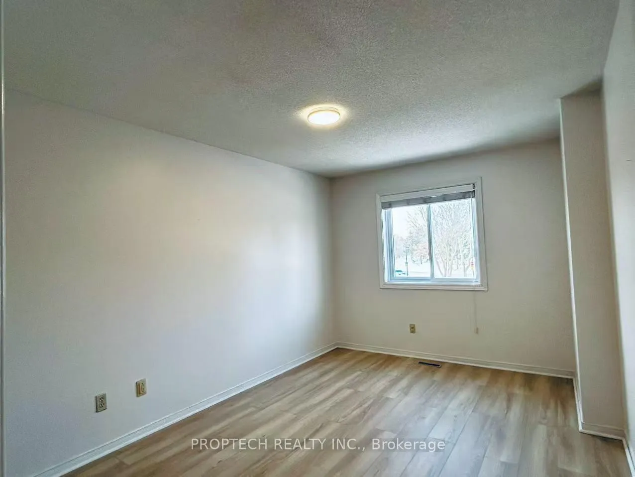 Photo 8 of 31 Rachel Crescent, Markham, Cachet — HOMEH