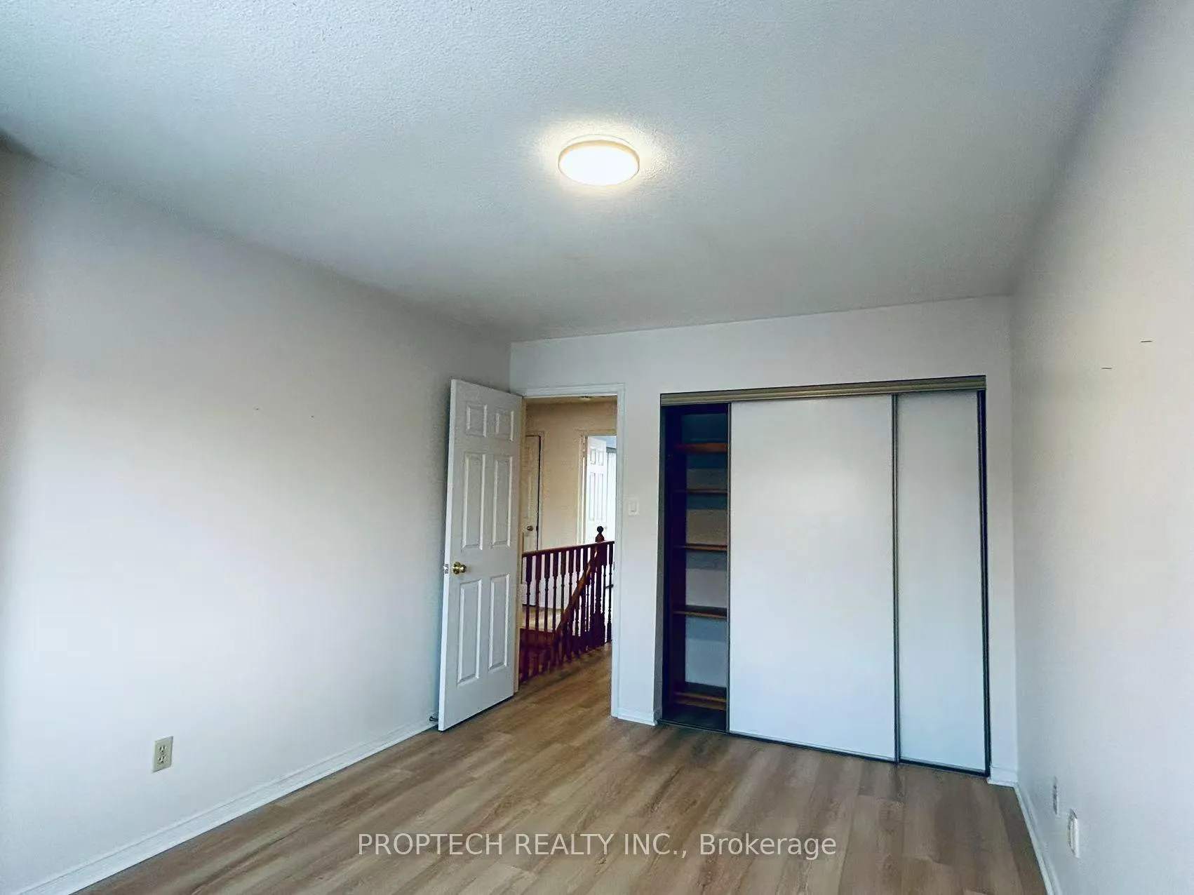 Photo 9 of 31 Rachel Crescent, Markham, Cachet — HOMEH
