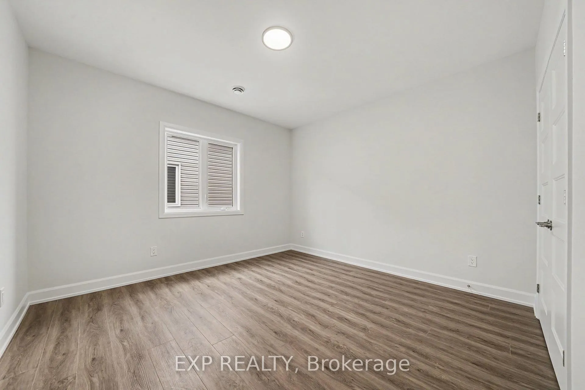 Photo 14 of Unit A, 488 Falcon Lane, Russell, Village of Russell — HOMEH