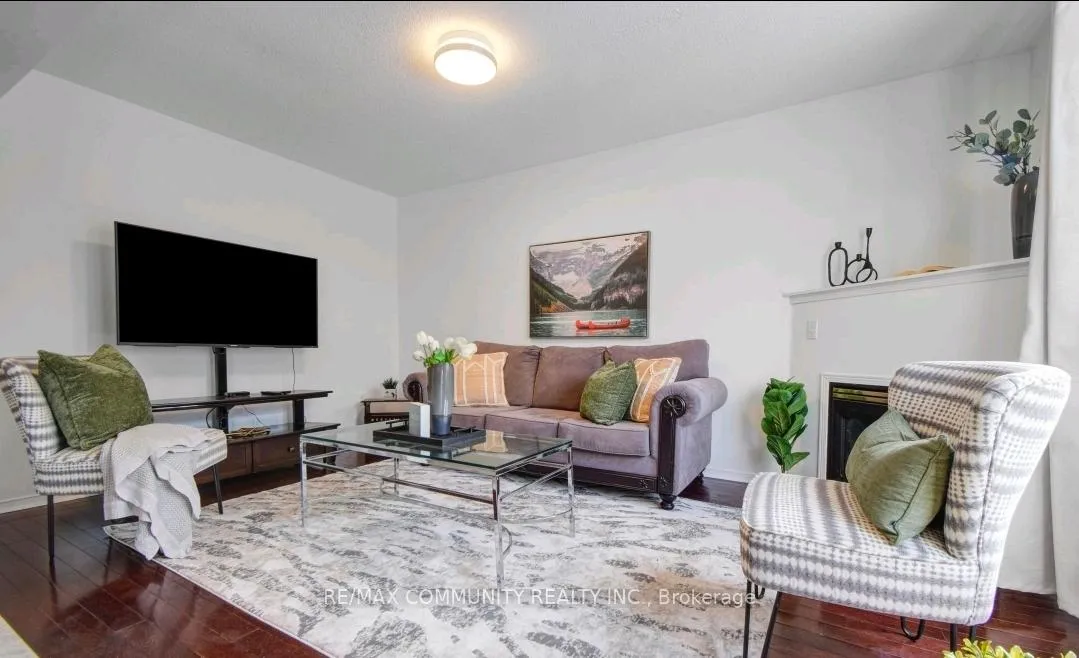 Photo 8 of 96 Mosley Crescent, Brampton, Fletcher's West — HOMEH